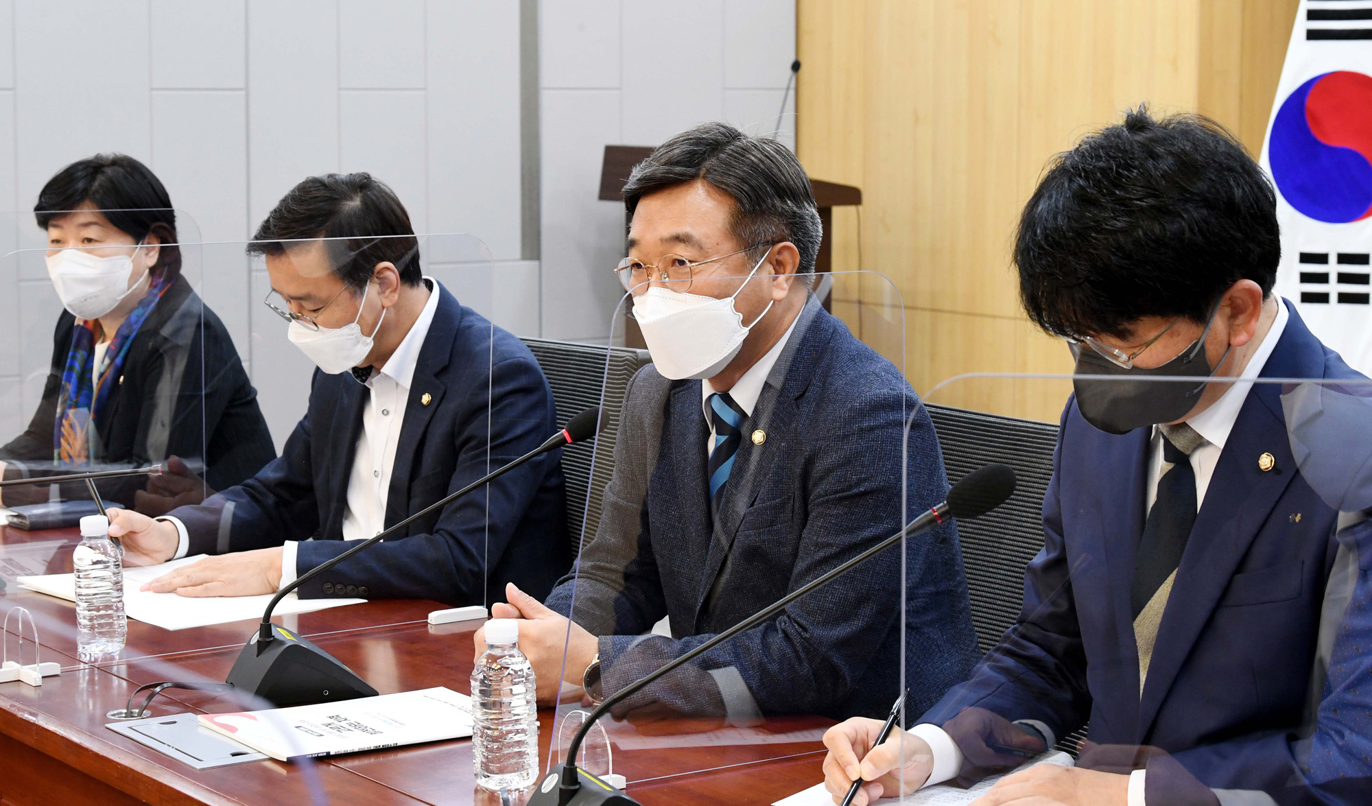 정치;정당;더불어민주당;토론회