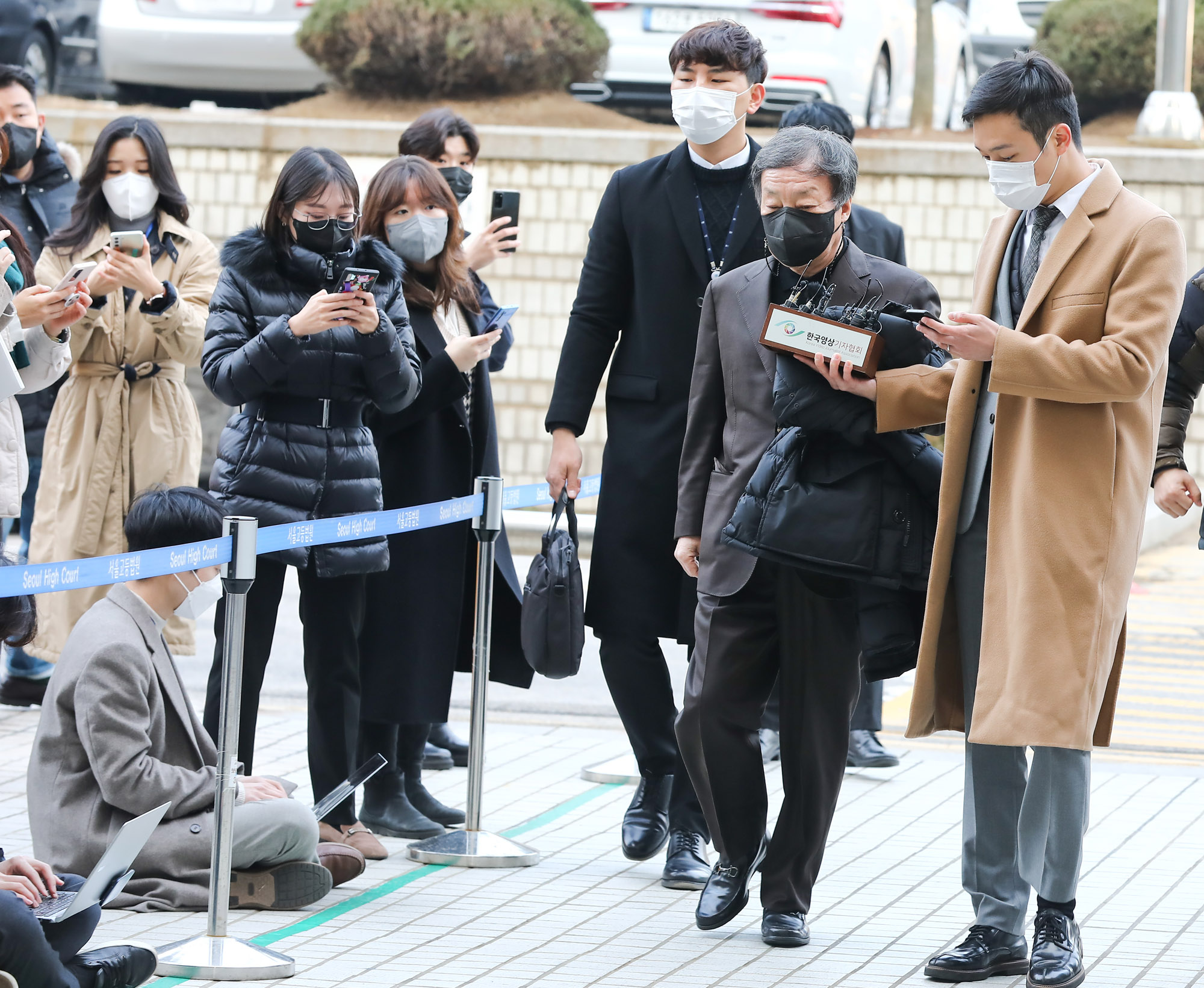 윤우진;윤우진용산세무서장;윤우진스폰서;윤우진접대;윤우진윤대진;윤우진윤석열