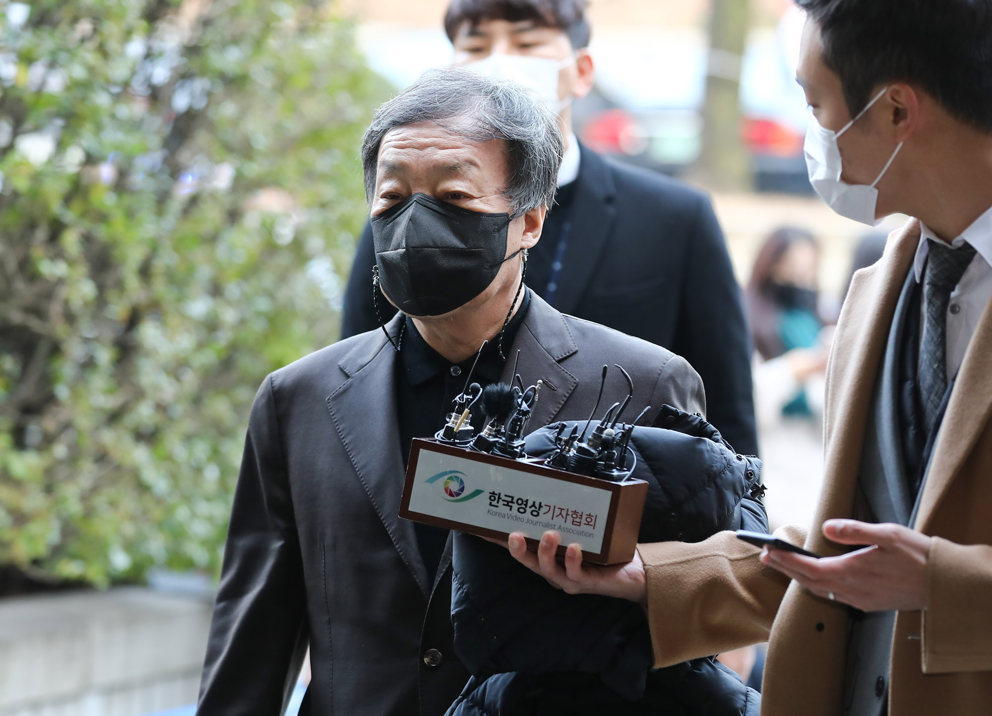 윤우진;윤우진용산세무서장;윤우진스폰서;윤우진접대;윤우진윤대진;윤우진윤석열