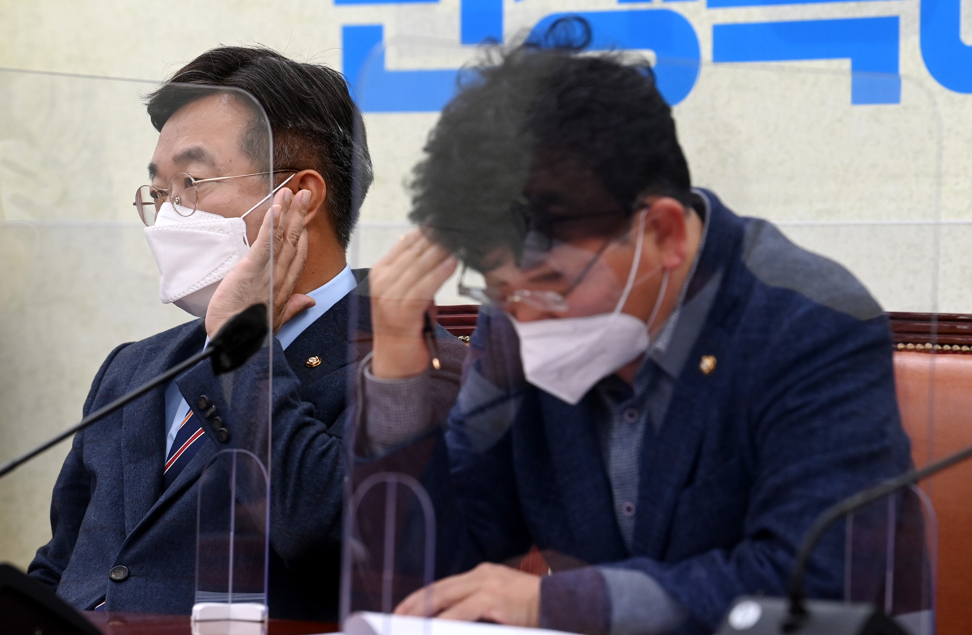 정치;정당;더불어민주당;원내대책회의