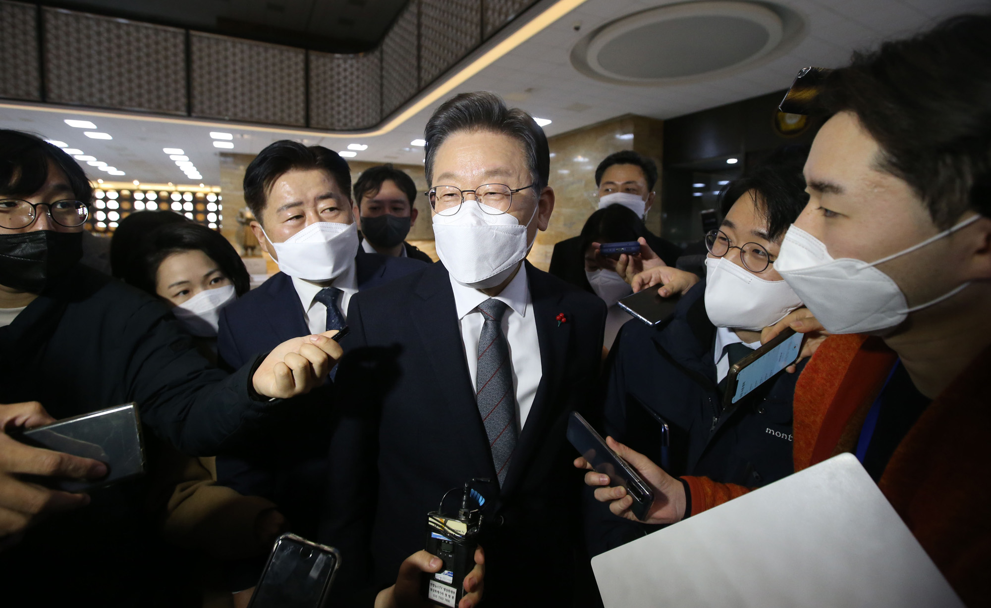 정치;정당;더불어민주당;의원총회;이재명;대선후보