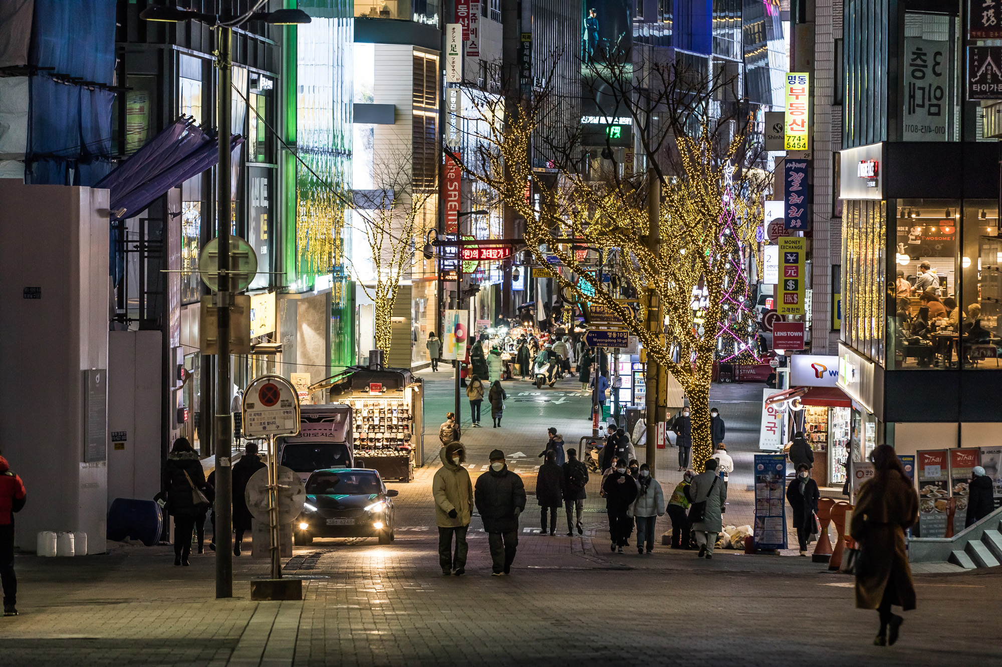 사회;세태;코로나19;신종코로나바이러스감염증;코로나폐업;코로나여파;명동거리스케치;명동상가스케치