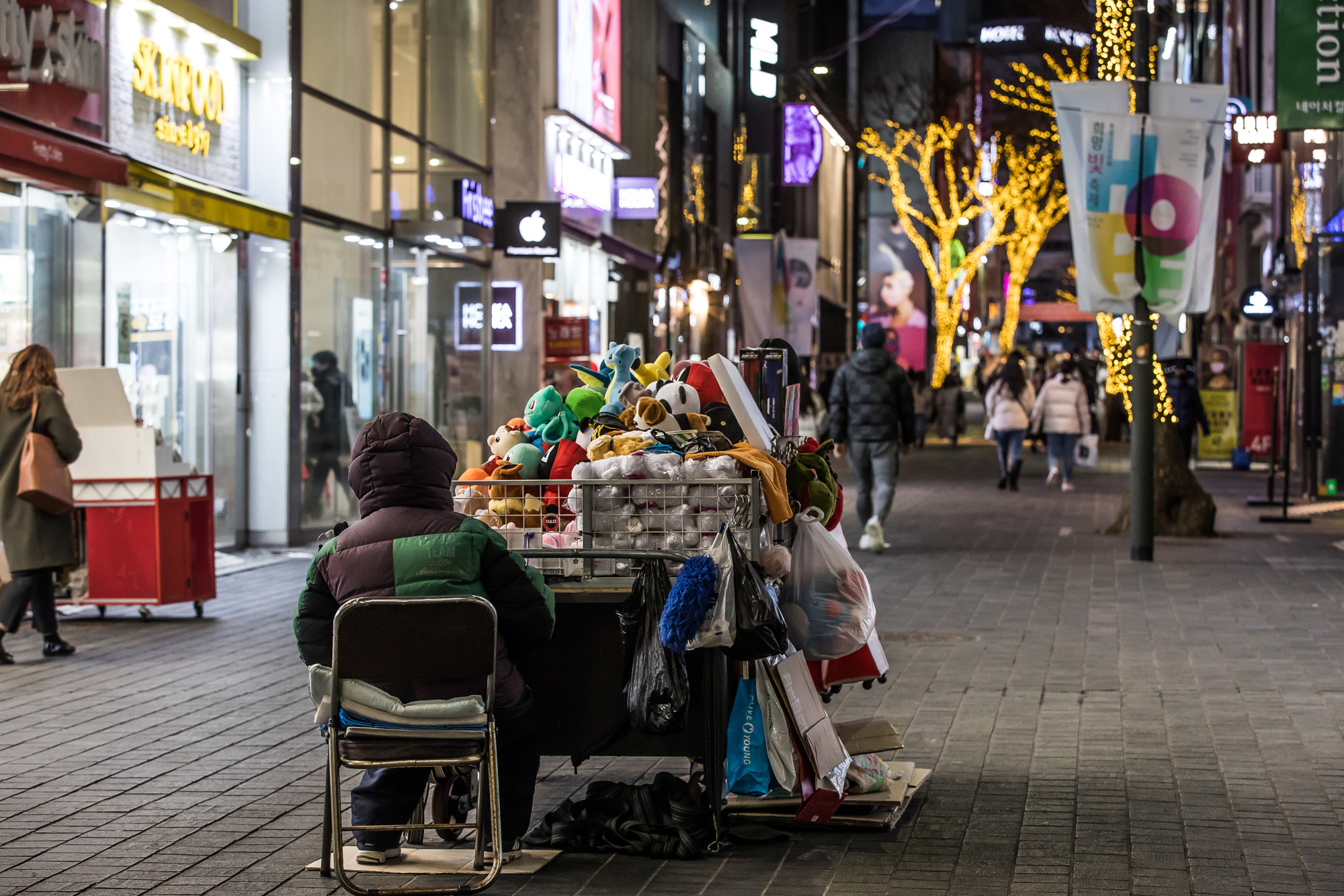 사회;세태;코로나19;신종코로나바이러스감염증;코로나폐업;코로나여파;명동거리스케치;명동상가스케치