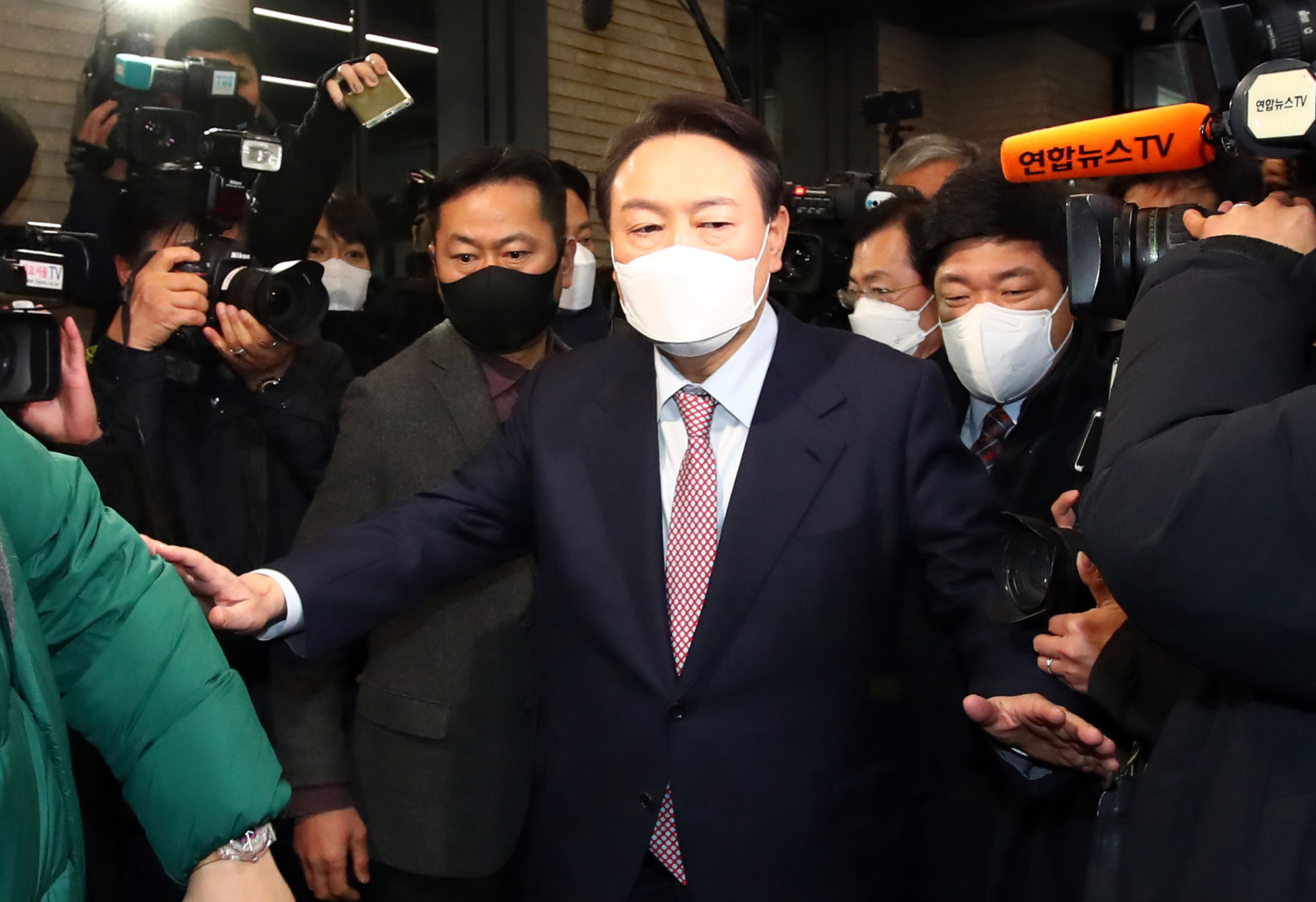 정치;정당;국민의힘;윤석열;대선후보;당사;출근