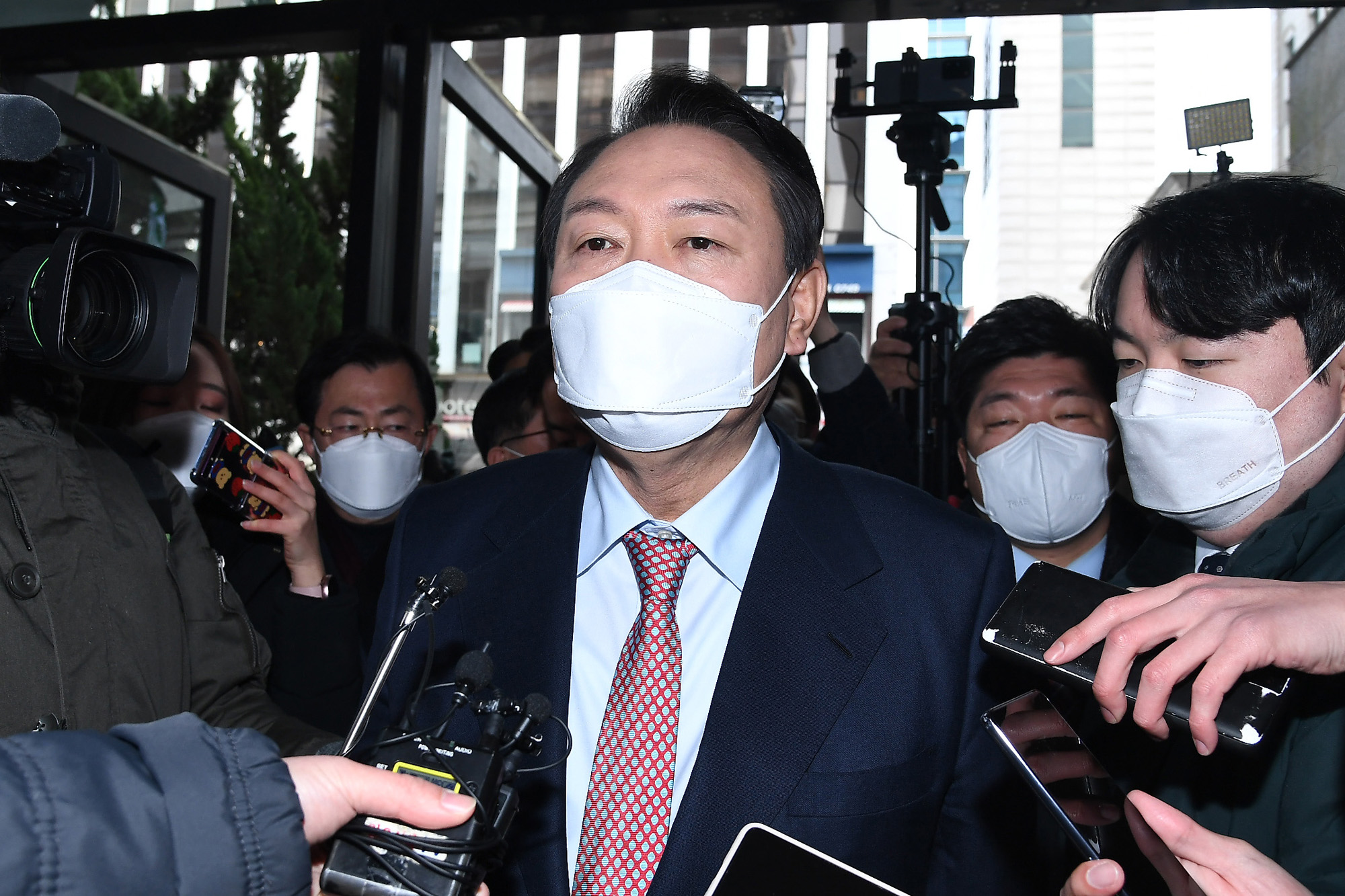 정치;정당;국민의힘;윤석열;대선후보;당사;출근