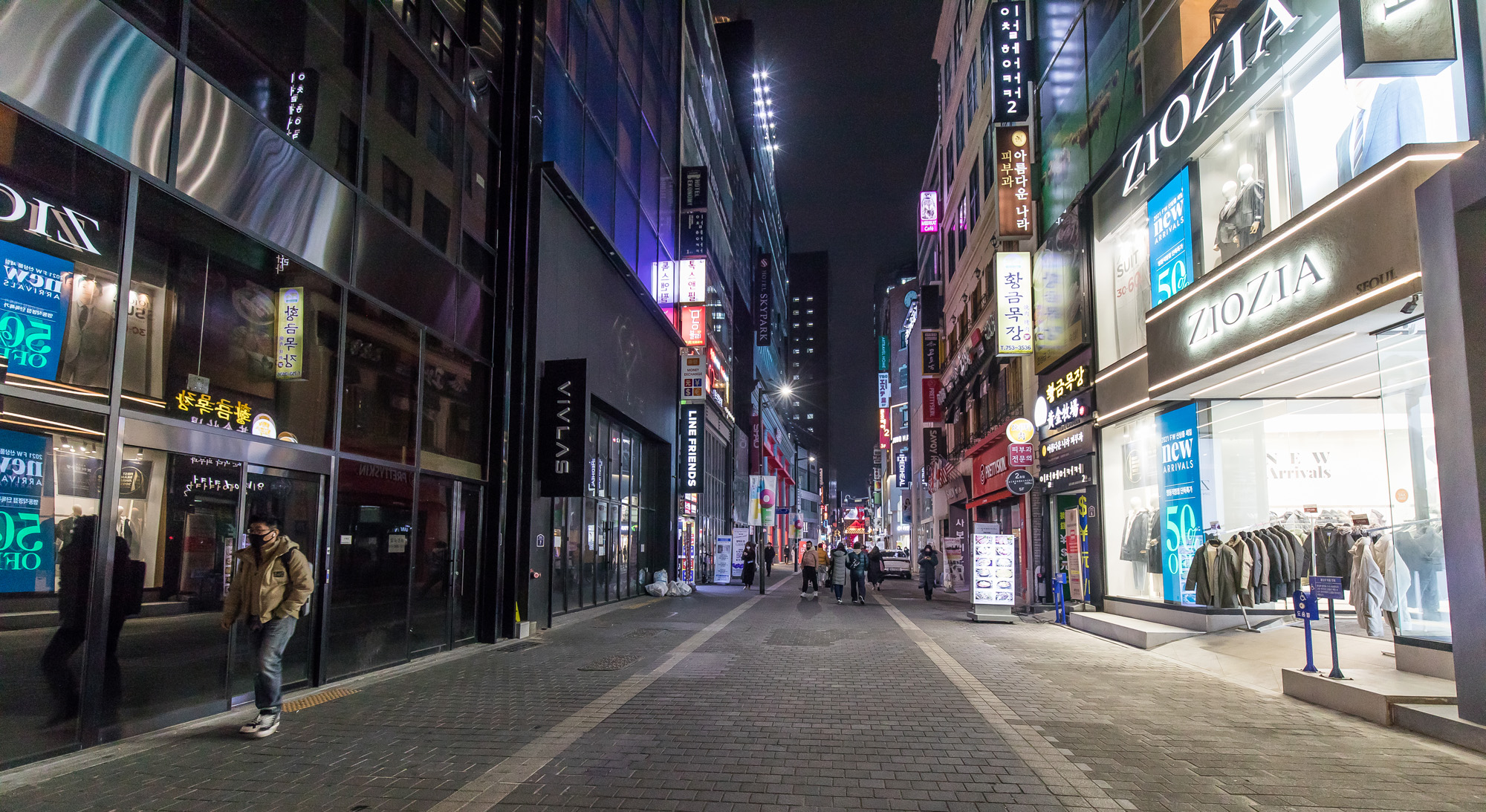 사회;세태;코로나19;신종코로나바이러스감염증;코로나폐업;코로나여파;명동거리스케치;명동상가스케치