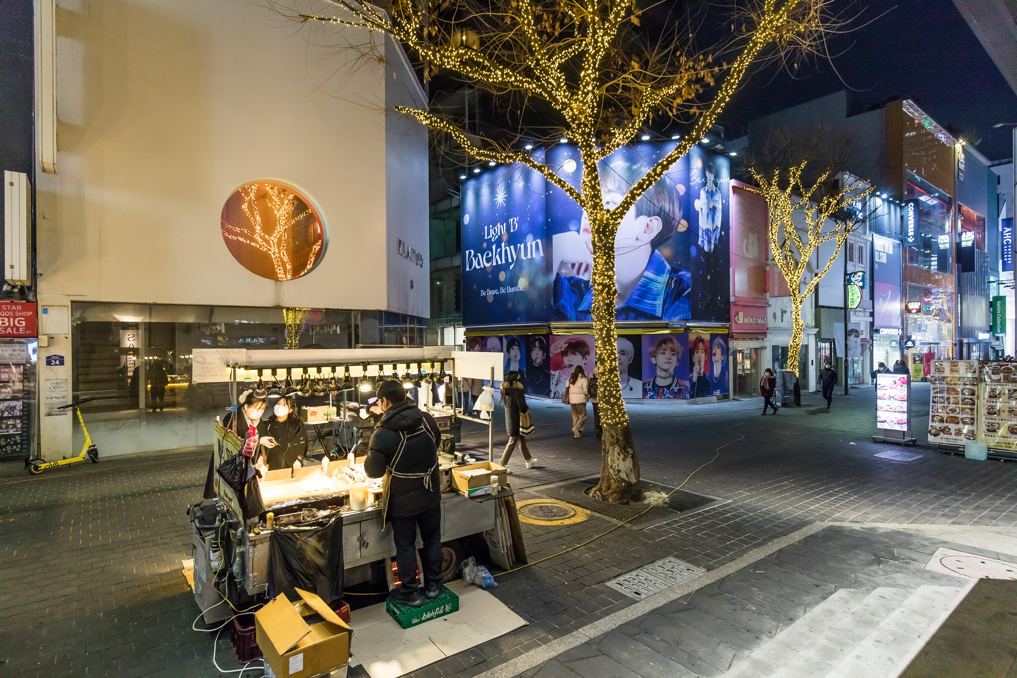 사회;세태;코로나19;신종코로나바이러스감염증;코로나폐업;코로나여파;명동거리스케치;명동상가스케치