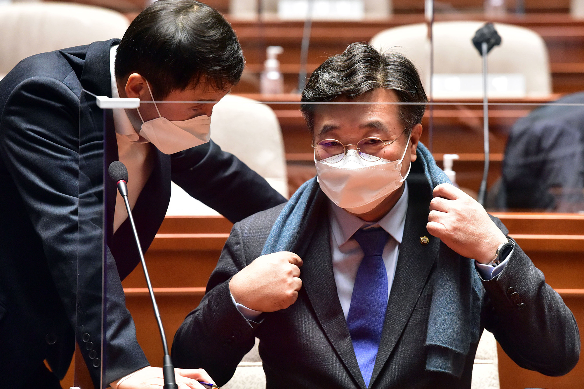 정치;더불어민주당;의원총회