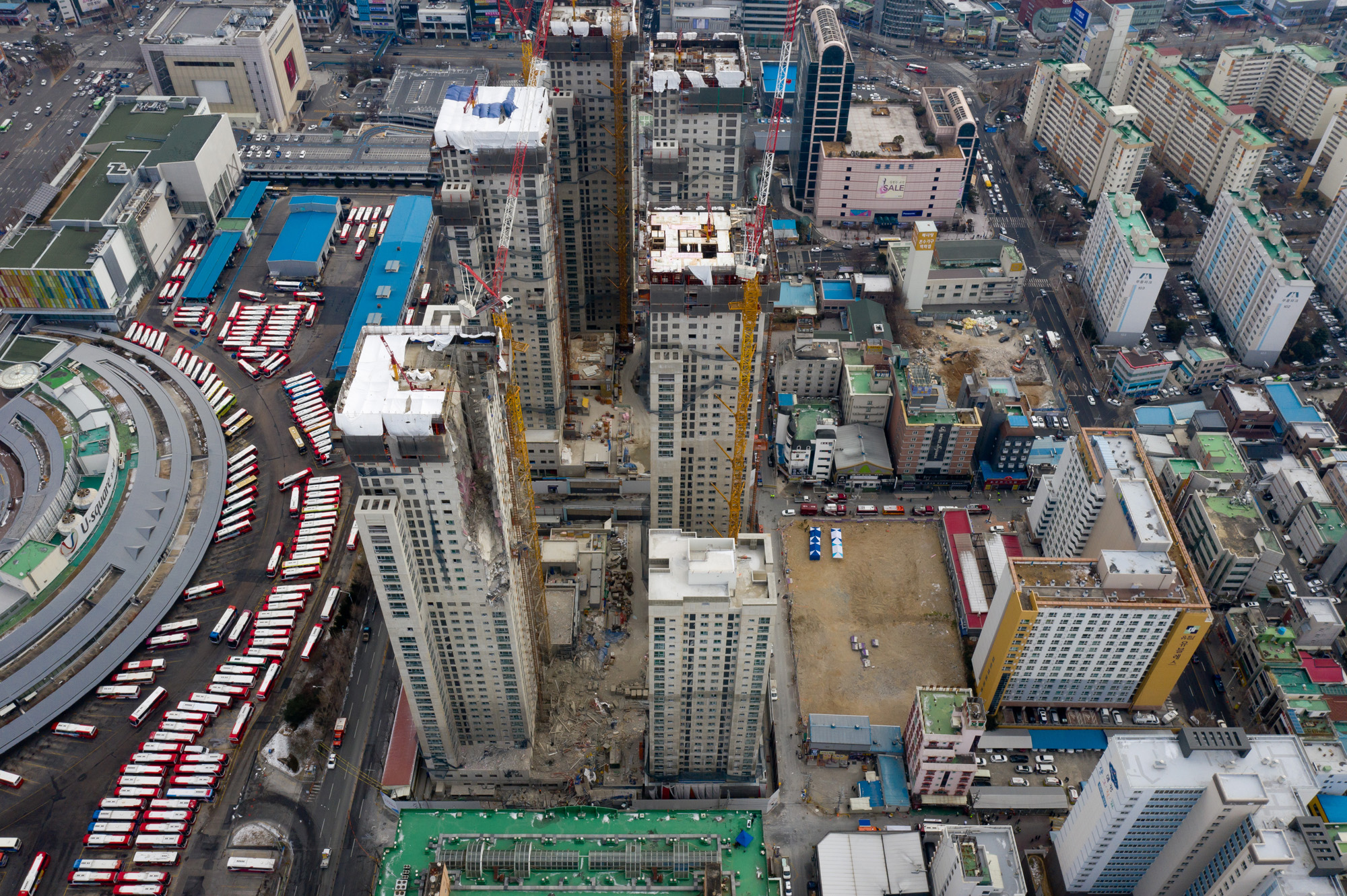전라남도 광주 화정 아이파크 공사현장 붕귀