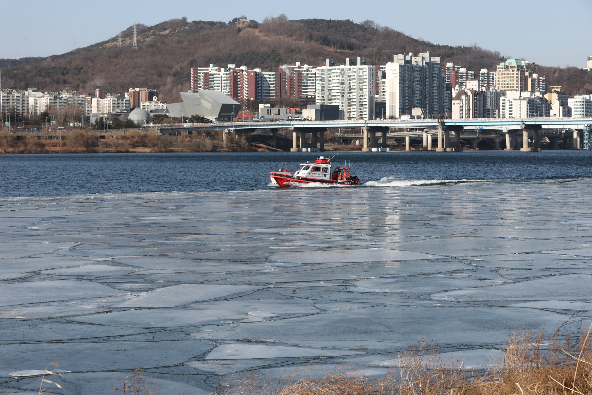 사회;날씨;한파특보;한강얼음;올림픽대교얼음;겨울추위날씨