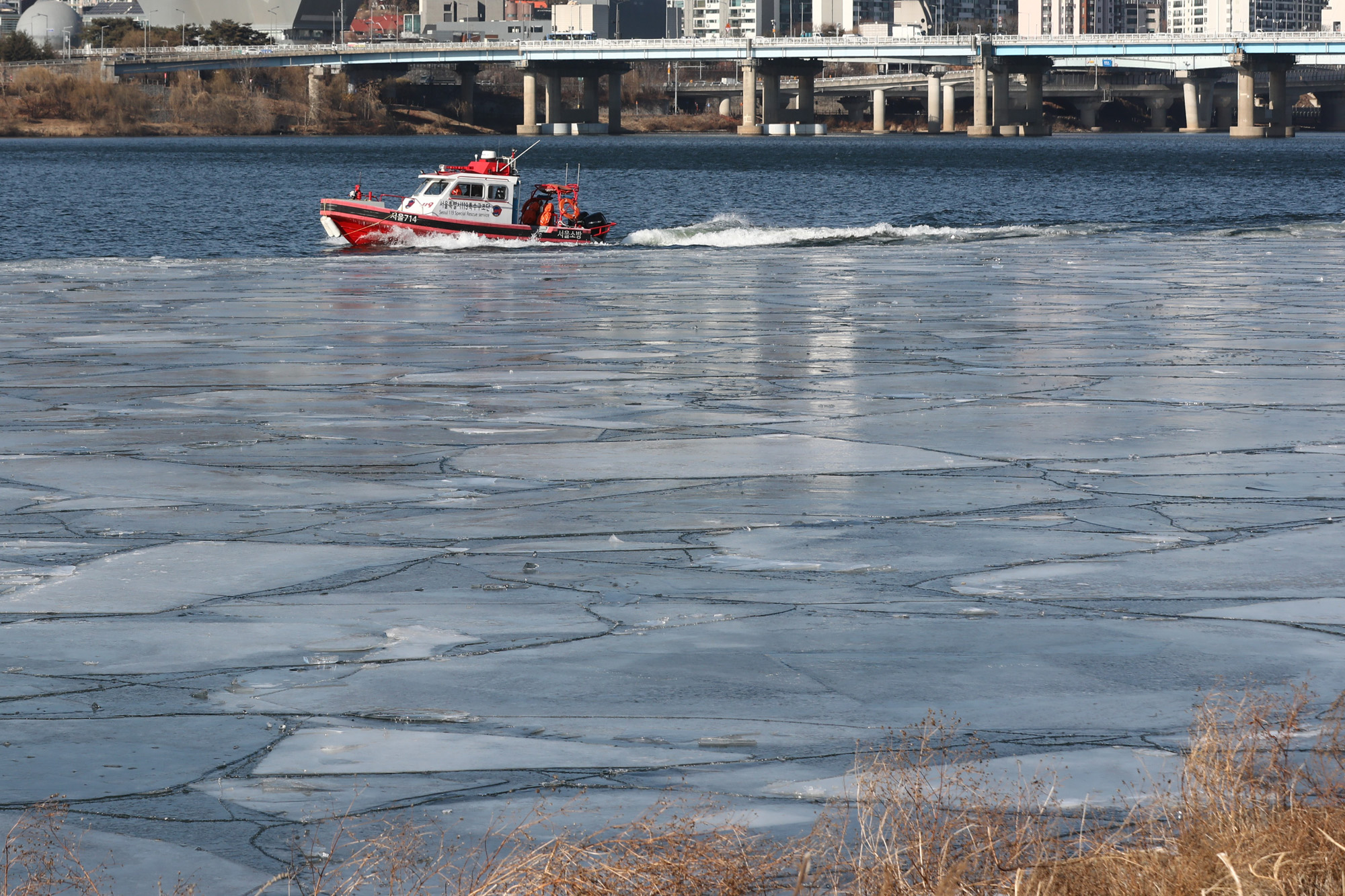 사회;날씨;한파특보;한강얼음;올림픽대교얼음;겨울추위날씨