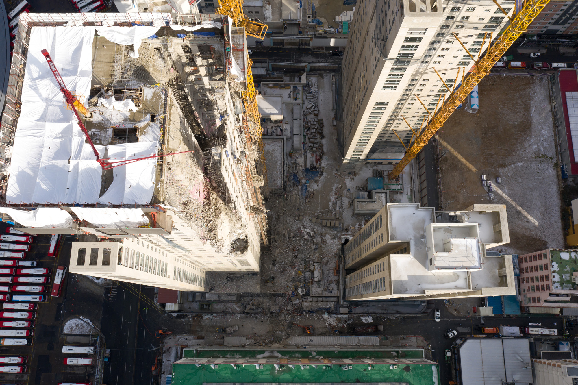 전라남도 광주 화정 아이파크 공사현장 붕귀