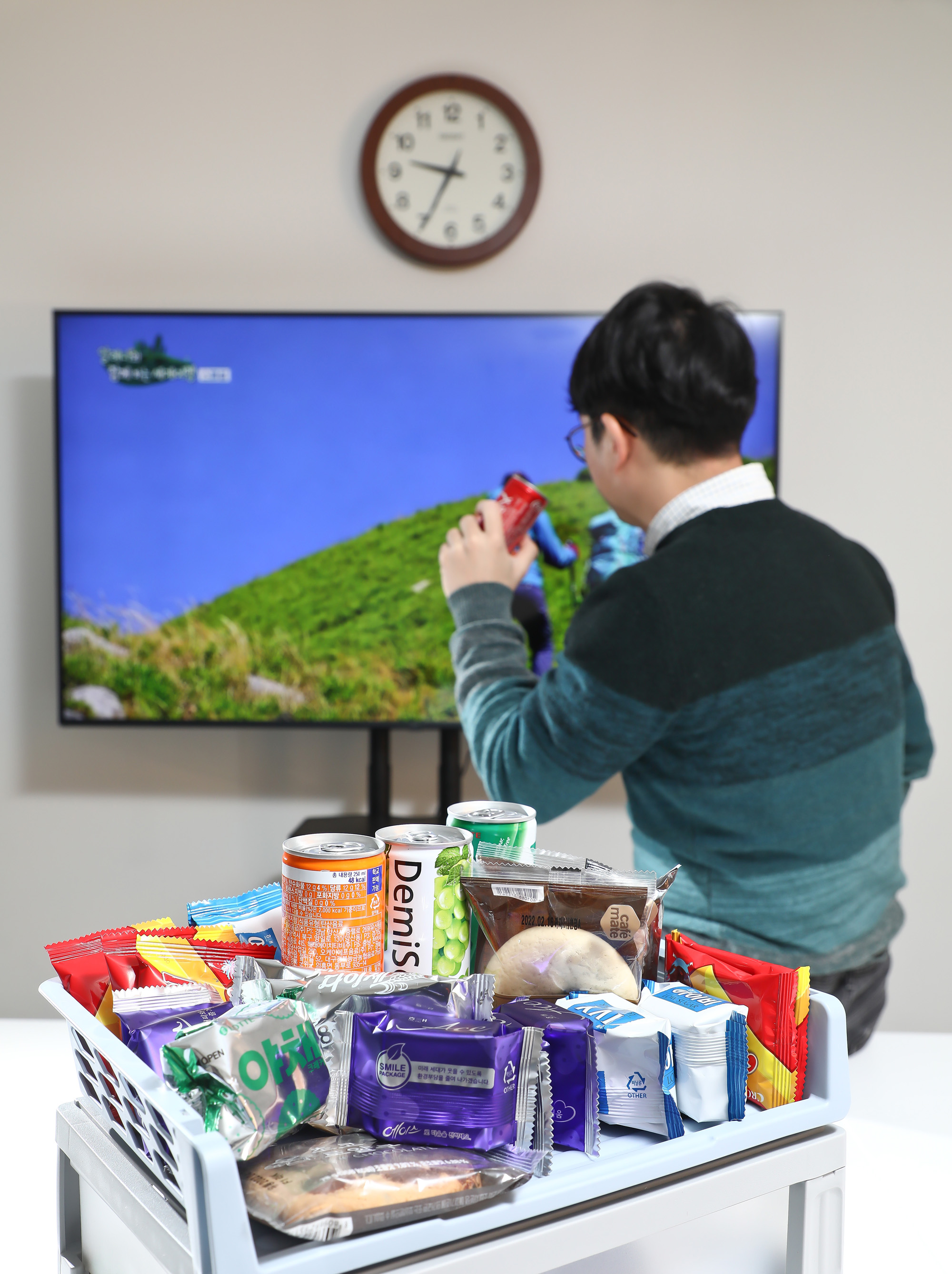 콜레스테롤 HDL TV 빵 과자 음료