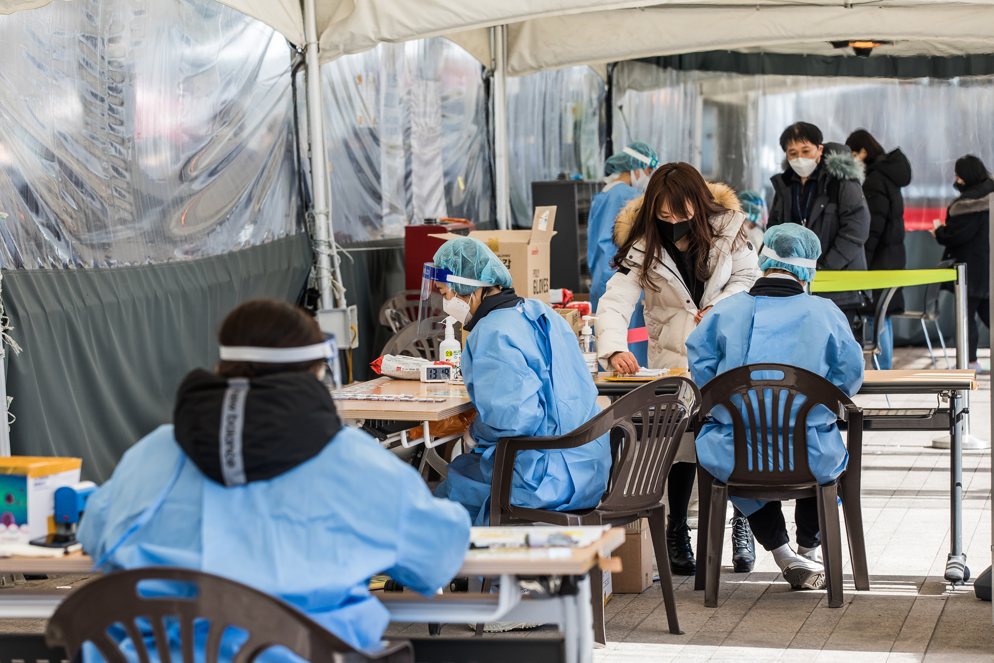 사회;건강;질병;전염병;코로나19;신종코로나바이러스감염증;오미크론변이;코로나대유행;코로나임시선별검사소;신속항원검사