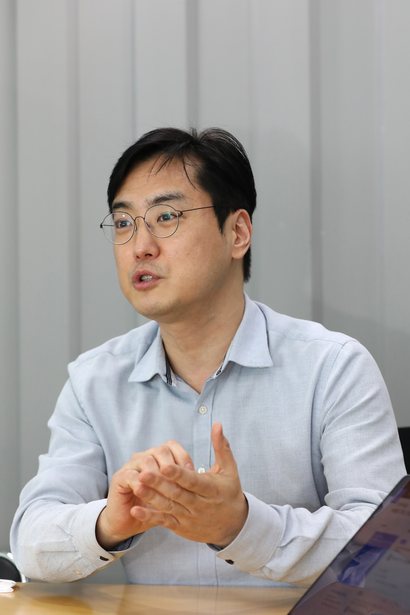 경제;인물;인터뷰;스타트업;세이클;홍상진;세이클