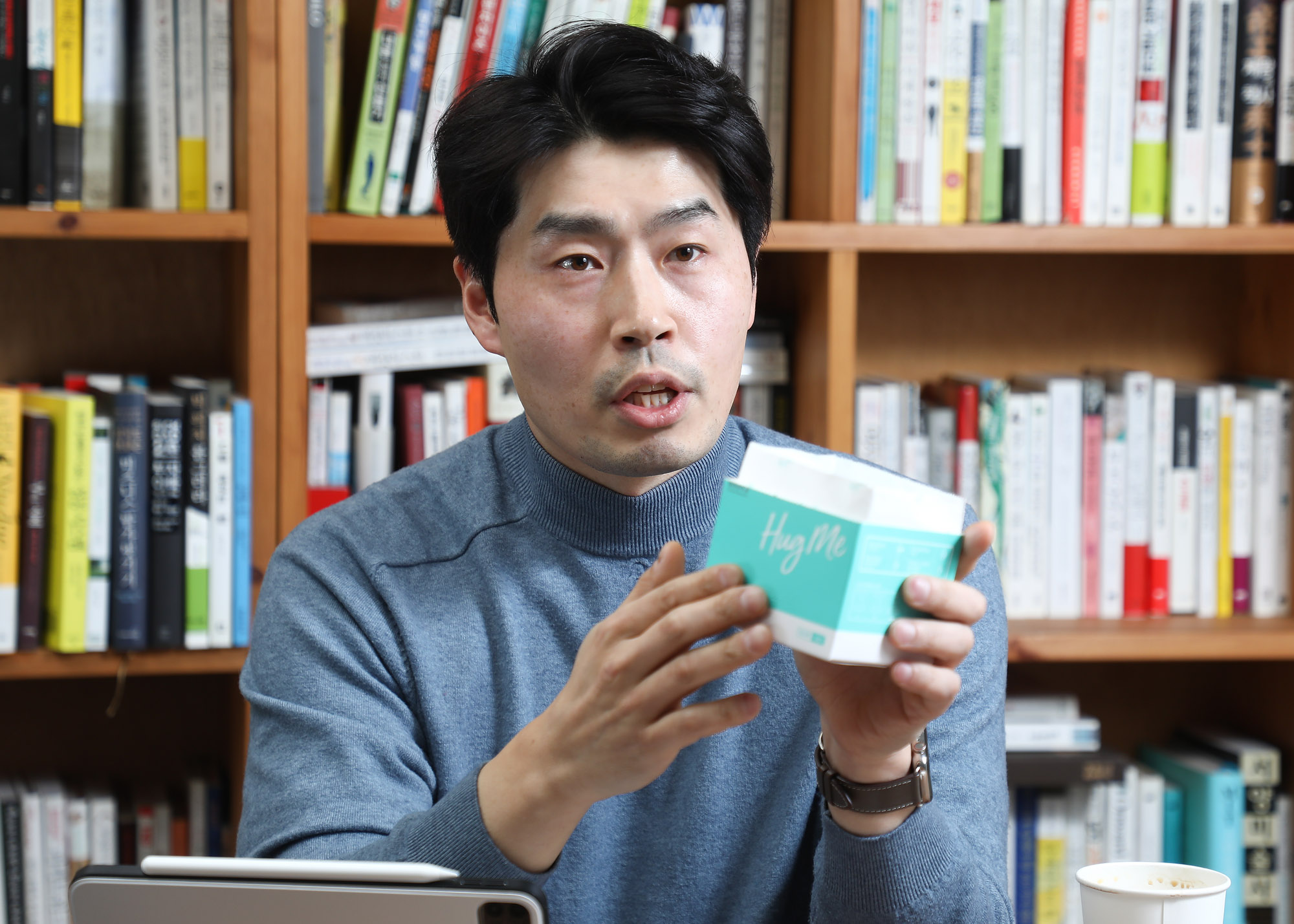 허그몬;전정훈;생리대;허그미