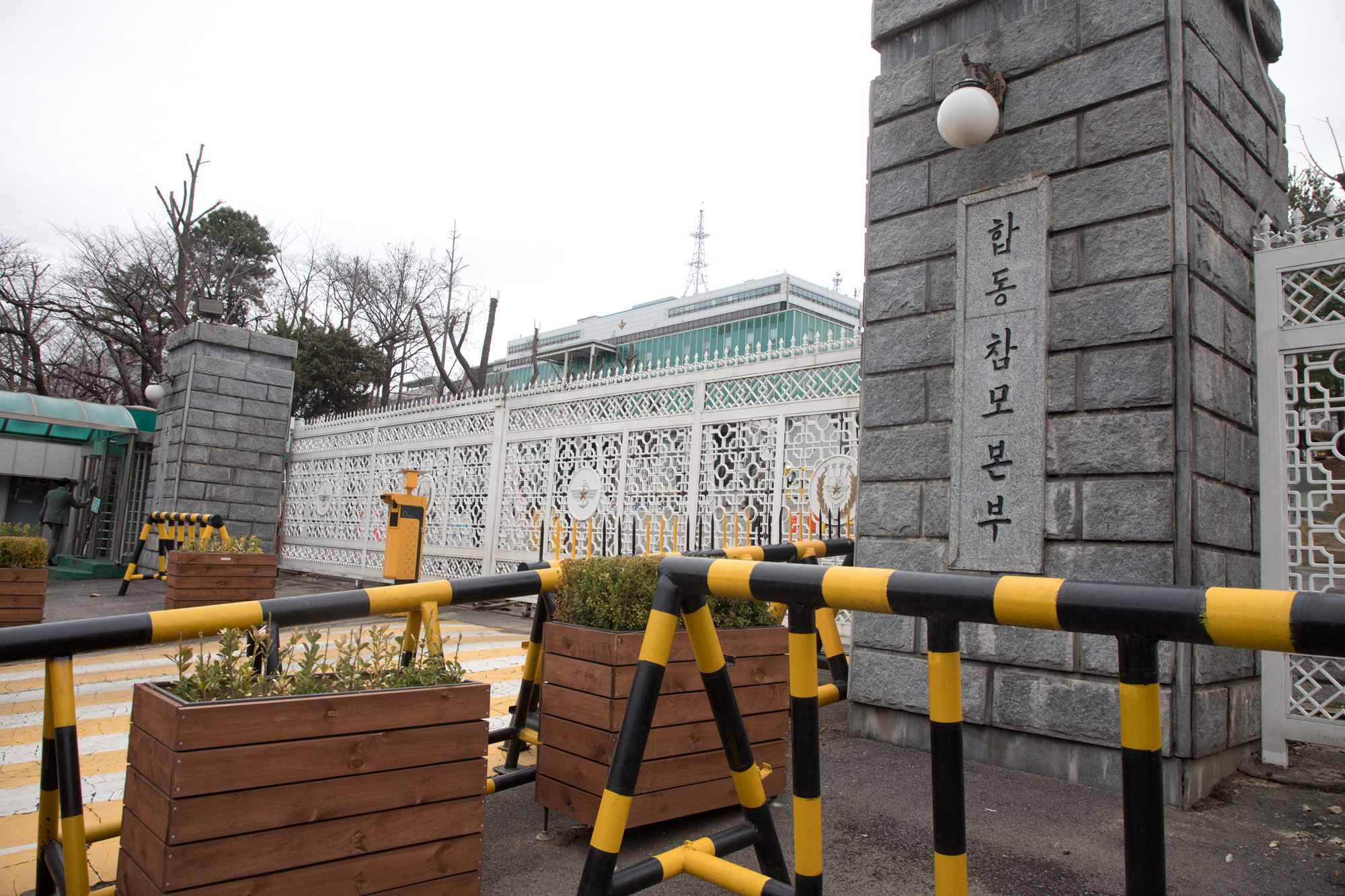 정치;정당;더불어민주당;국방위원;국방부;청와대;이전