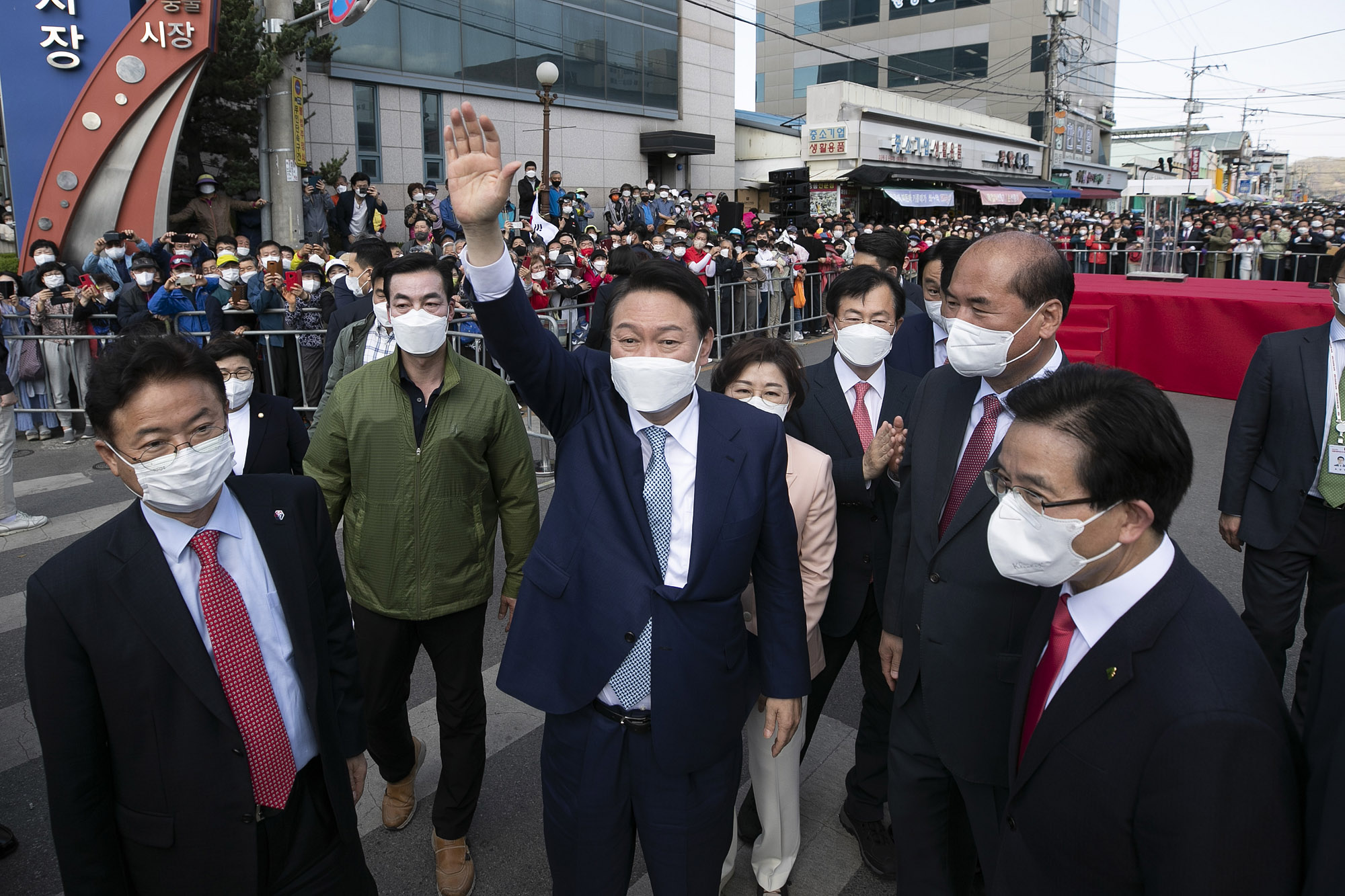 윤석열;윤석열상주중앙시장