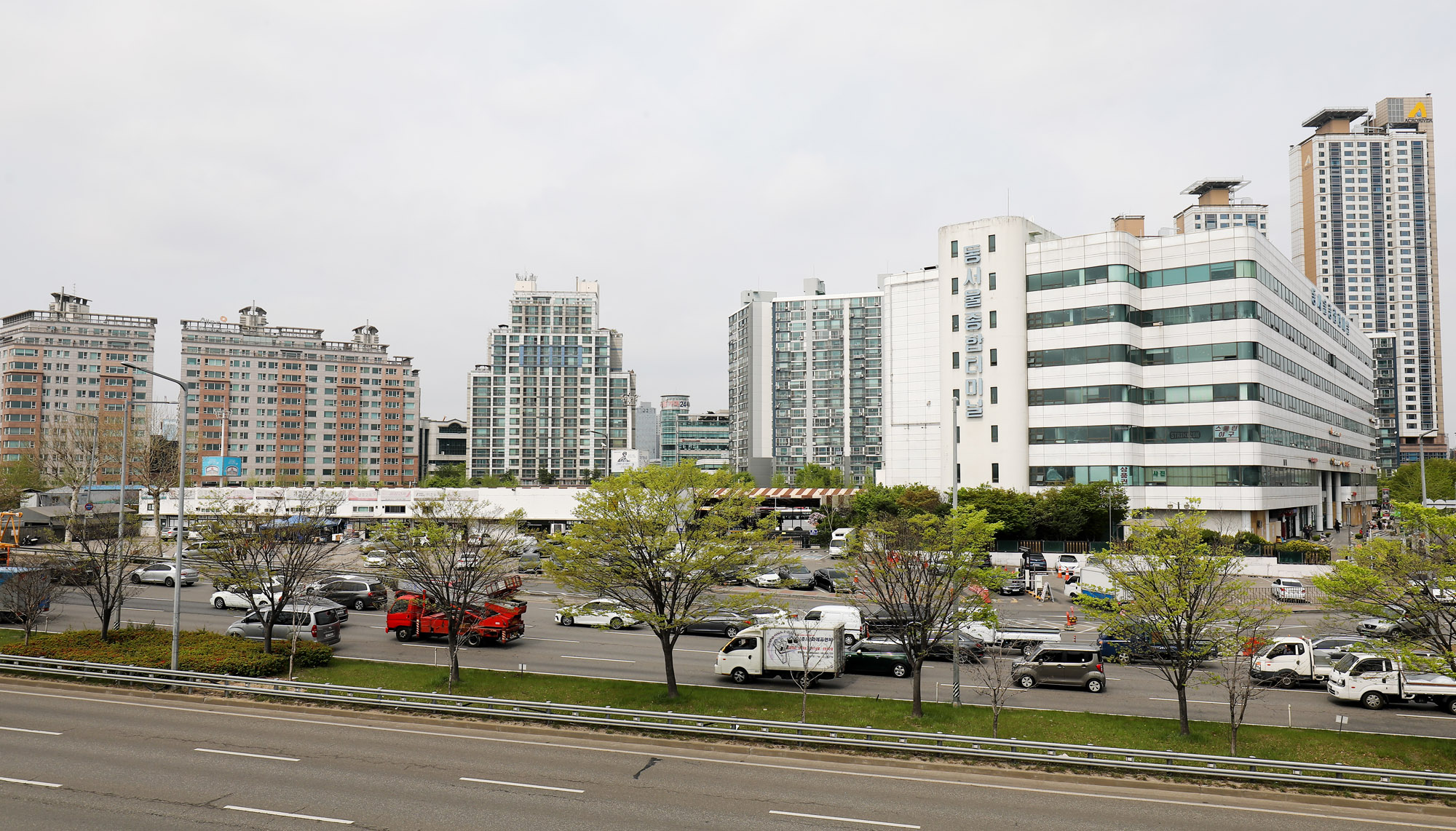 동서울터미넣;동서울터미널전경;스타필드