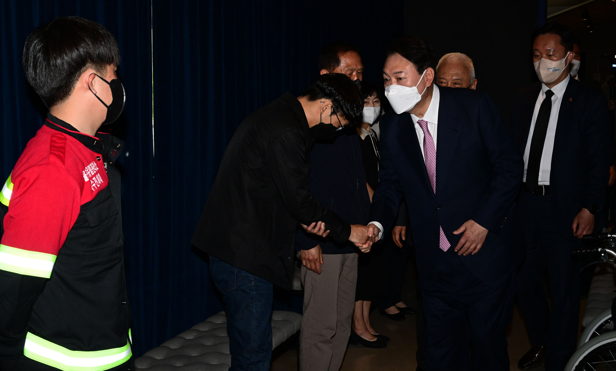 윤석열;경청식탁;인수위