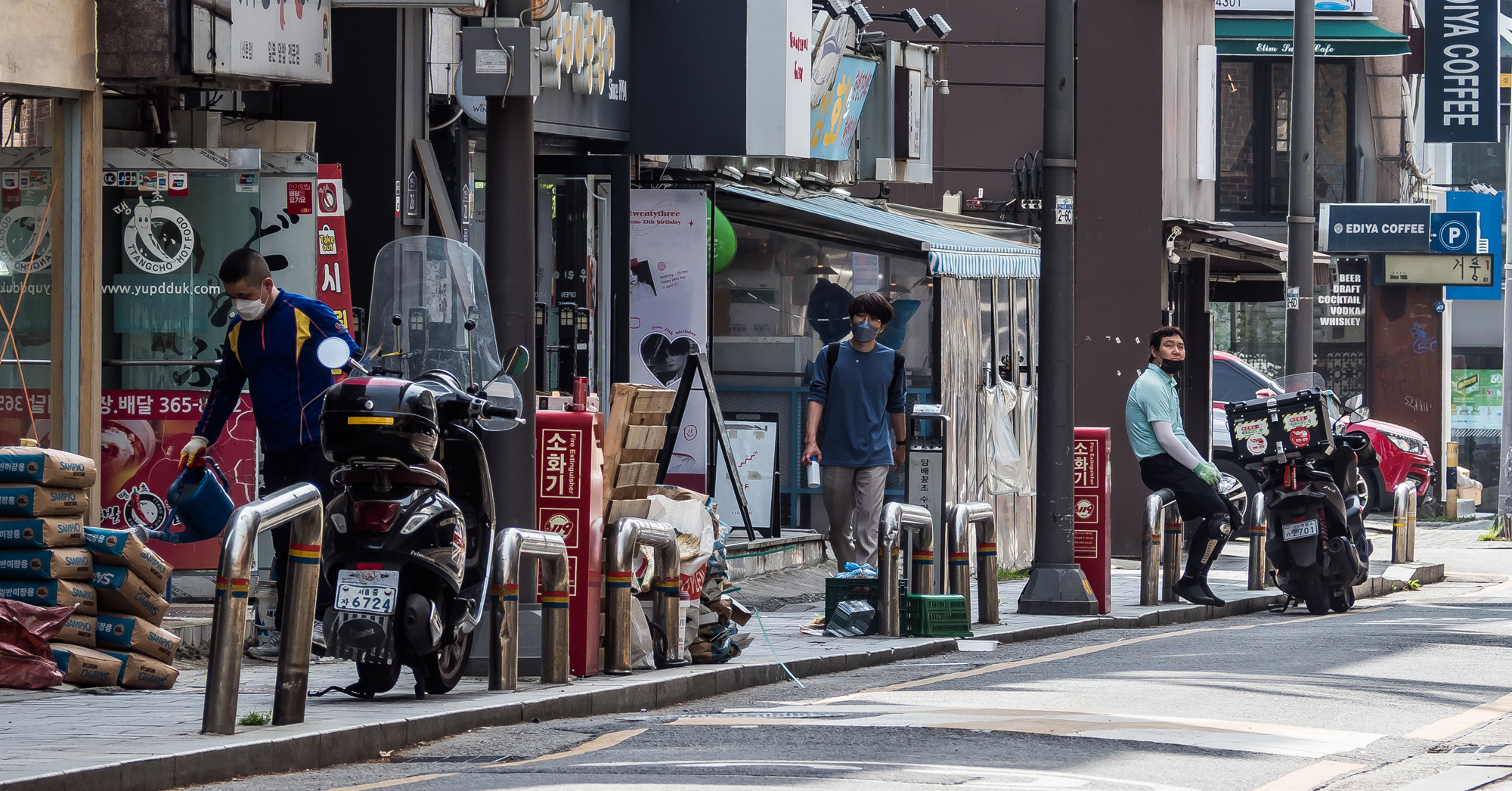 사회;세태;경제;코로나19;신종코로나바이러스감염증;사회적거리두기전면해제;일상회복;음식배달앱;배달라이더