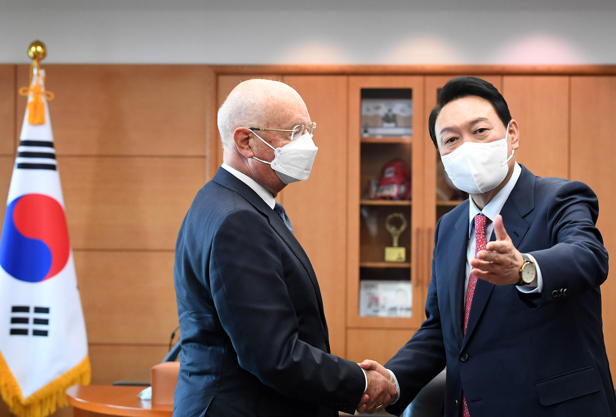 윤석열;윤석열클라우스슈밥;윤석열접견