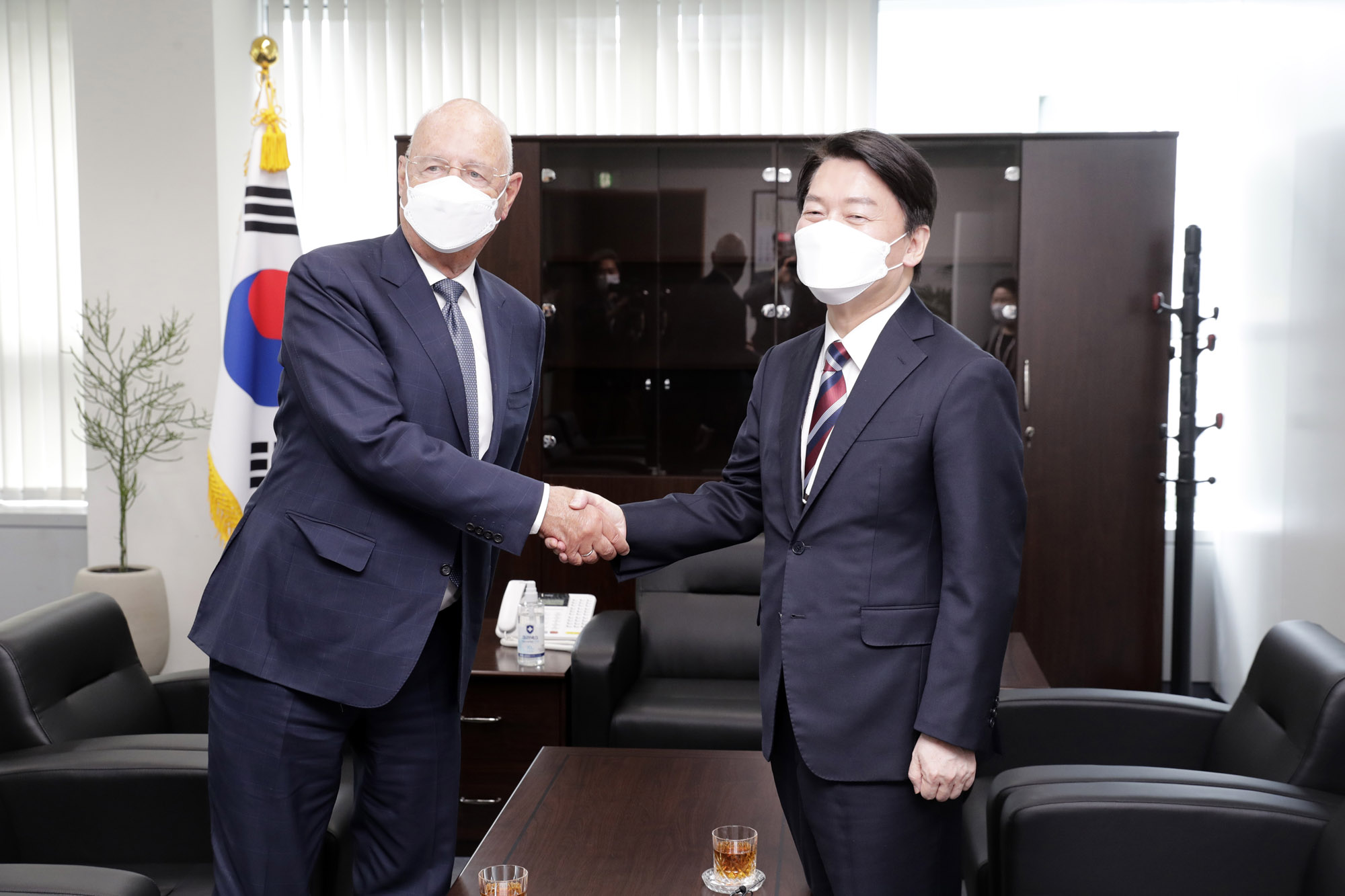 안철수;안철수접견;인수위;안철수클라우스슈밥