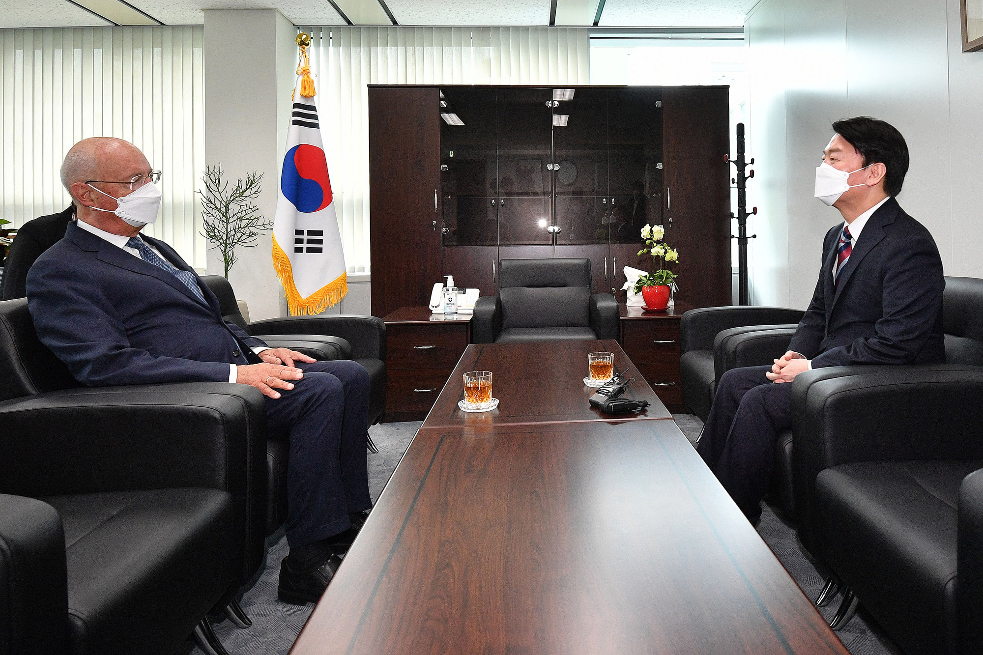 안철수;안철수접견;인수위;안철수클라우스슈밥