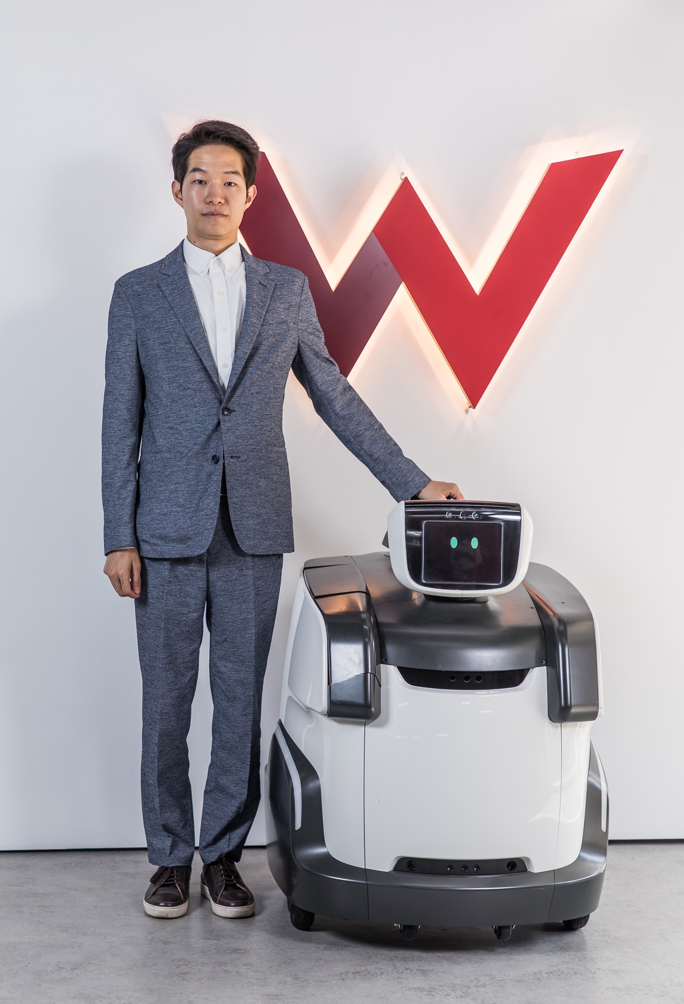 경제;기업;스타트업;스타트업인터뷰;와트;최재원;로봇택배;로봇택배기사;WATT;자율주행물류로봇;택배라스트마일솔루션