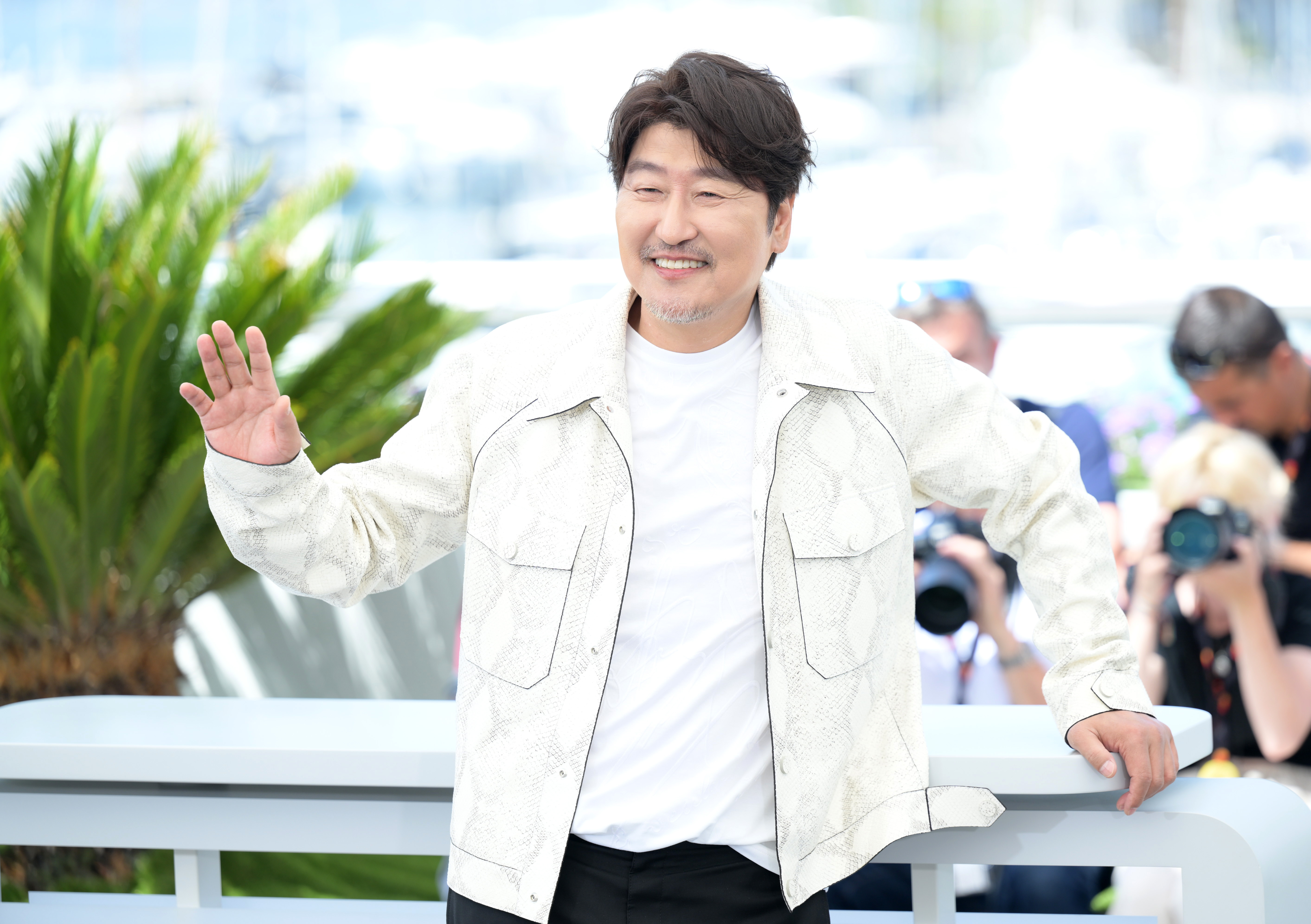 영화;칸영화제;영화브로커;송강호;이지은;박해일;고레에다 히로카즈;이주영