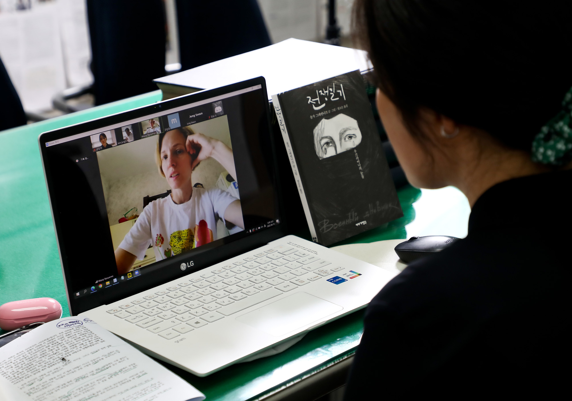 우크라이나작가;올가그레벤니크;작가;전쟁일기