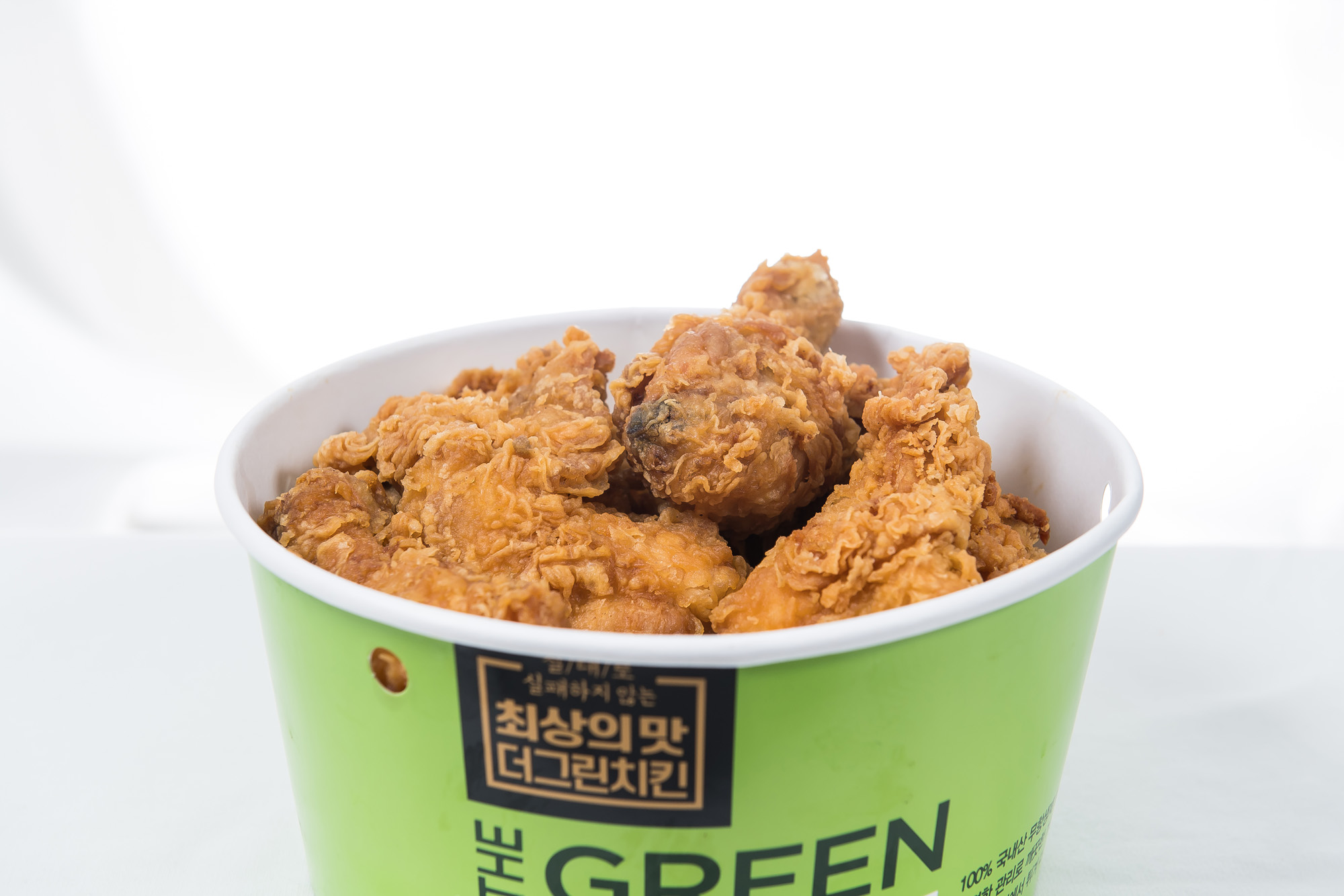 경제;외식업;음식;치킨;치킨값3만원시대;프랜차이즈치킨;대형마트치킨;롯데마트한통치킨;통큰치킨;홈플러스더그린치킨