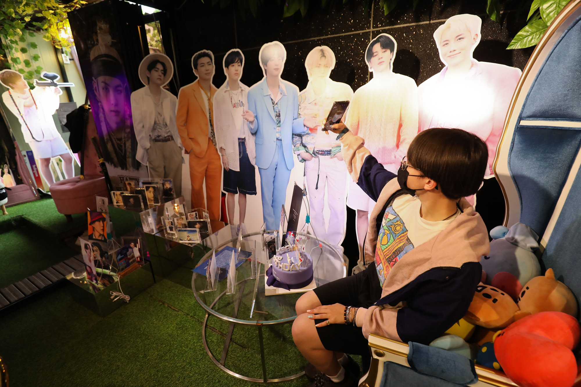방탄소년단;아미;bts;하이브;외국팬