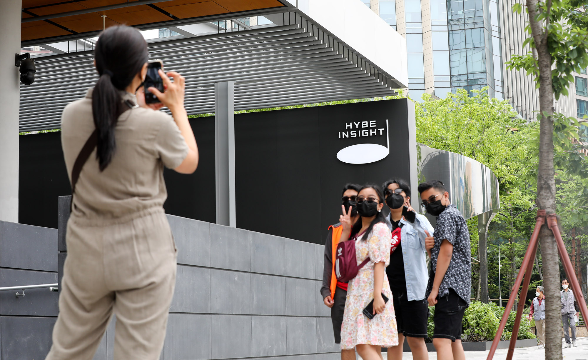 방탄소년단;아미;bts;하이브;외국팬