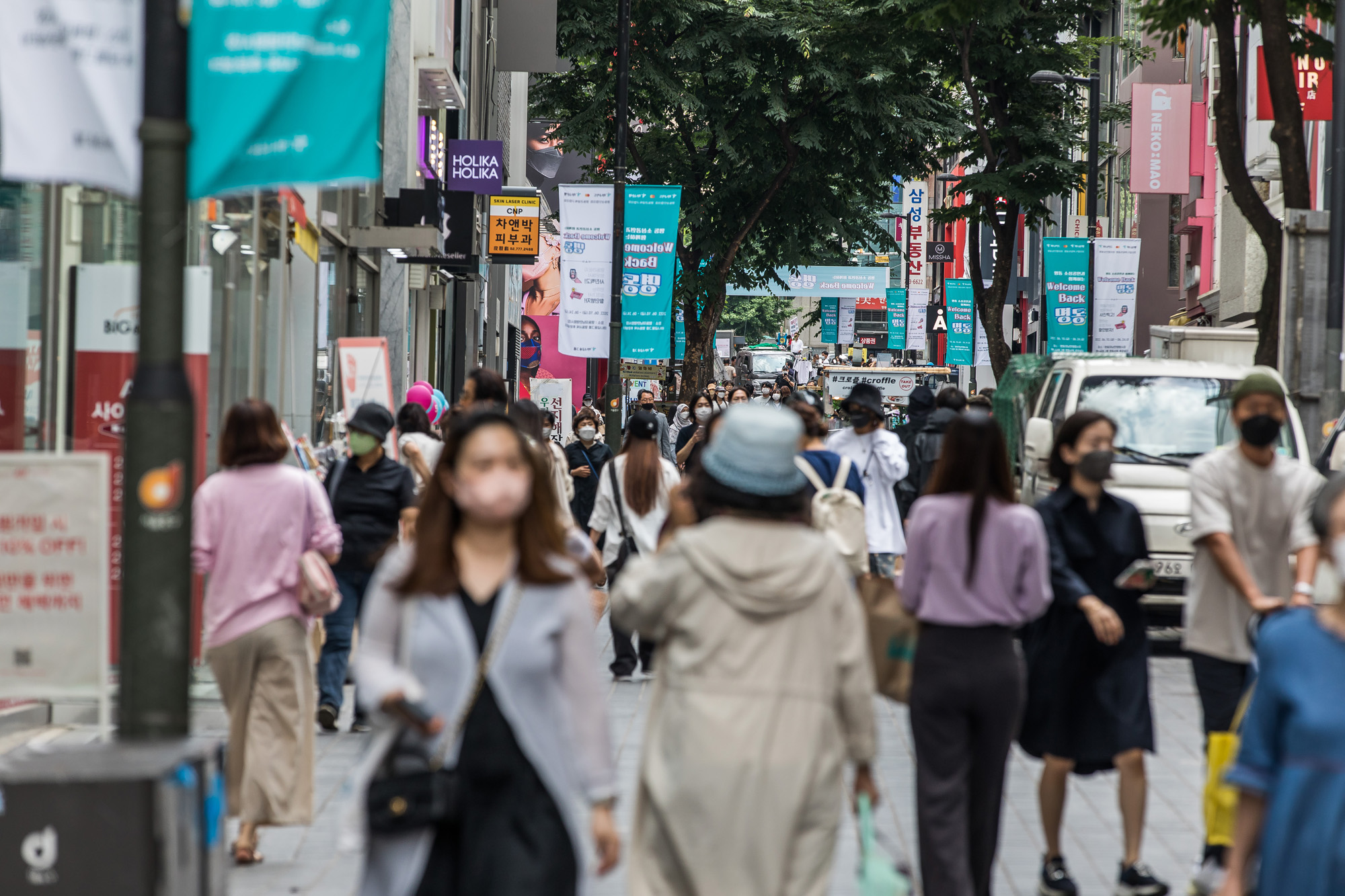 사회;세태;코로나19;신종코로나바이러스감염증;사회적거리두기해제;명동거리;명동거리인파