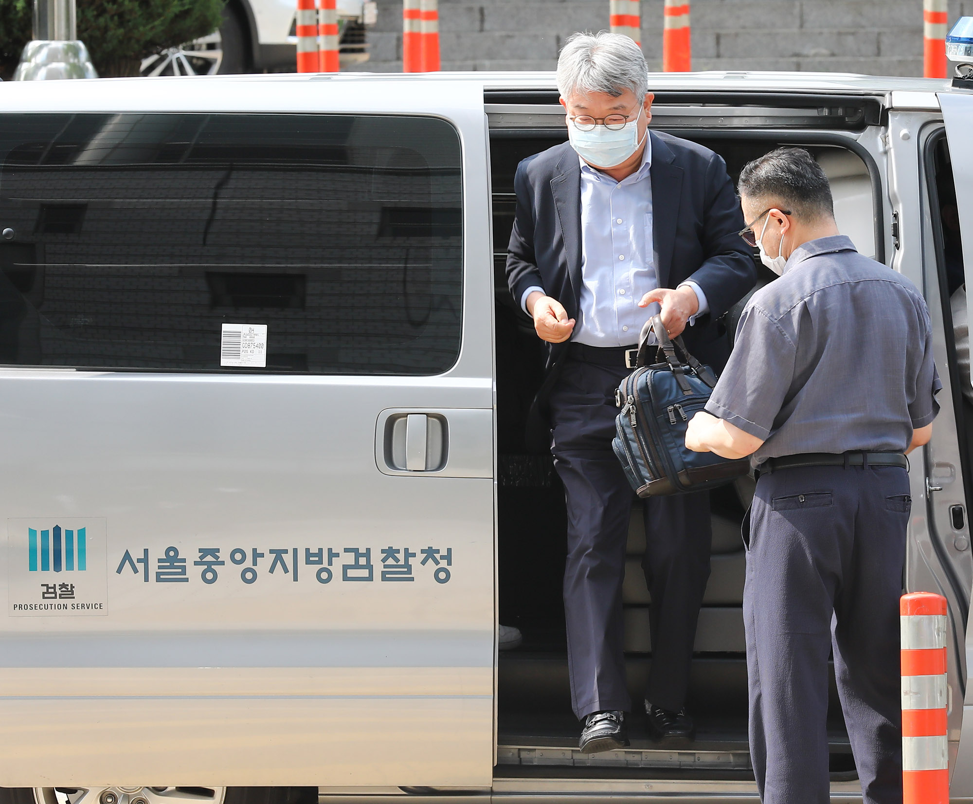 민유성;민유성산업은행장;민유성롯데;민유성신동주;민유성신동빈;민유성영장실질심사;민유성법원