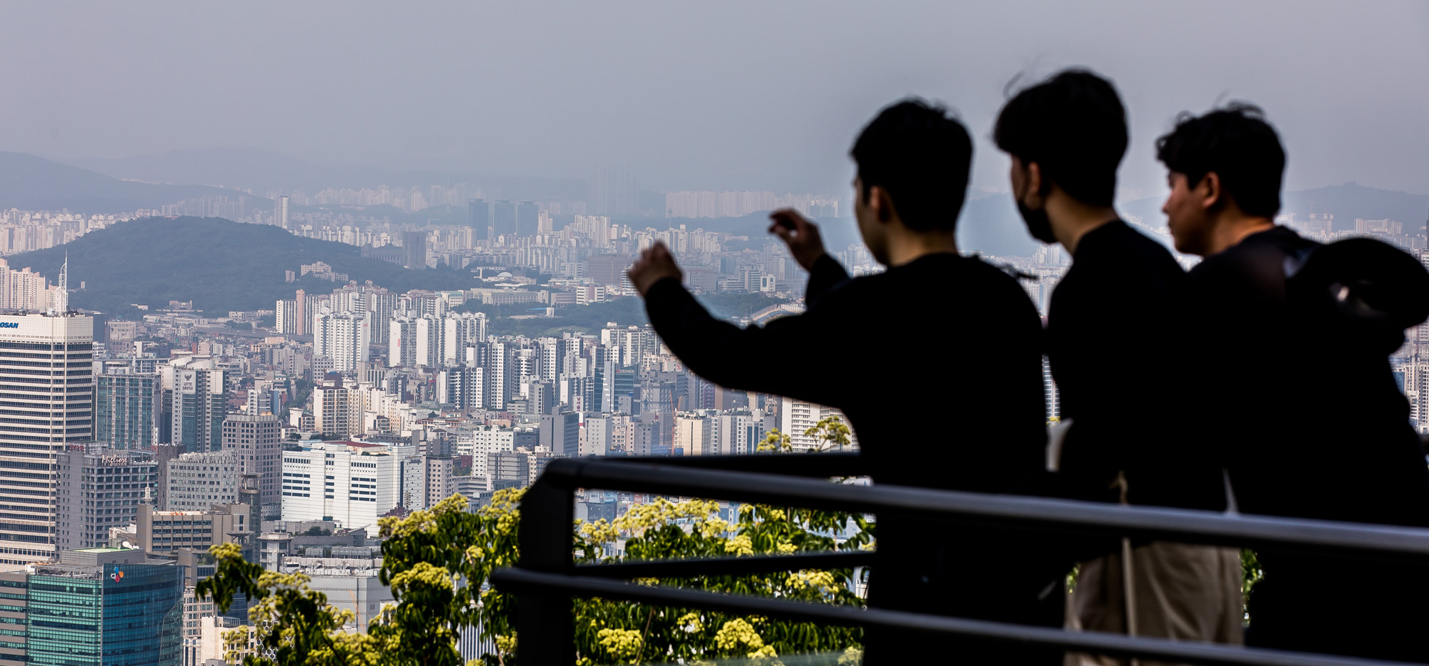 경제;부동산;아파트;서울아파트;서울시내아파트;아파트단지전경;남산;부동산영끌족;영끌족상환부담;집값폭락;아파트값폭락