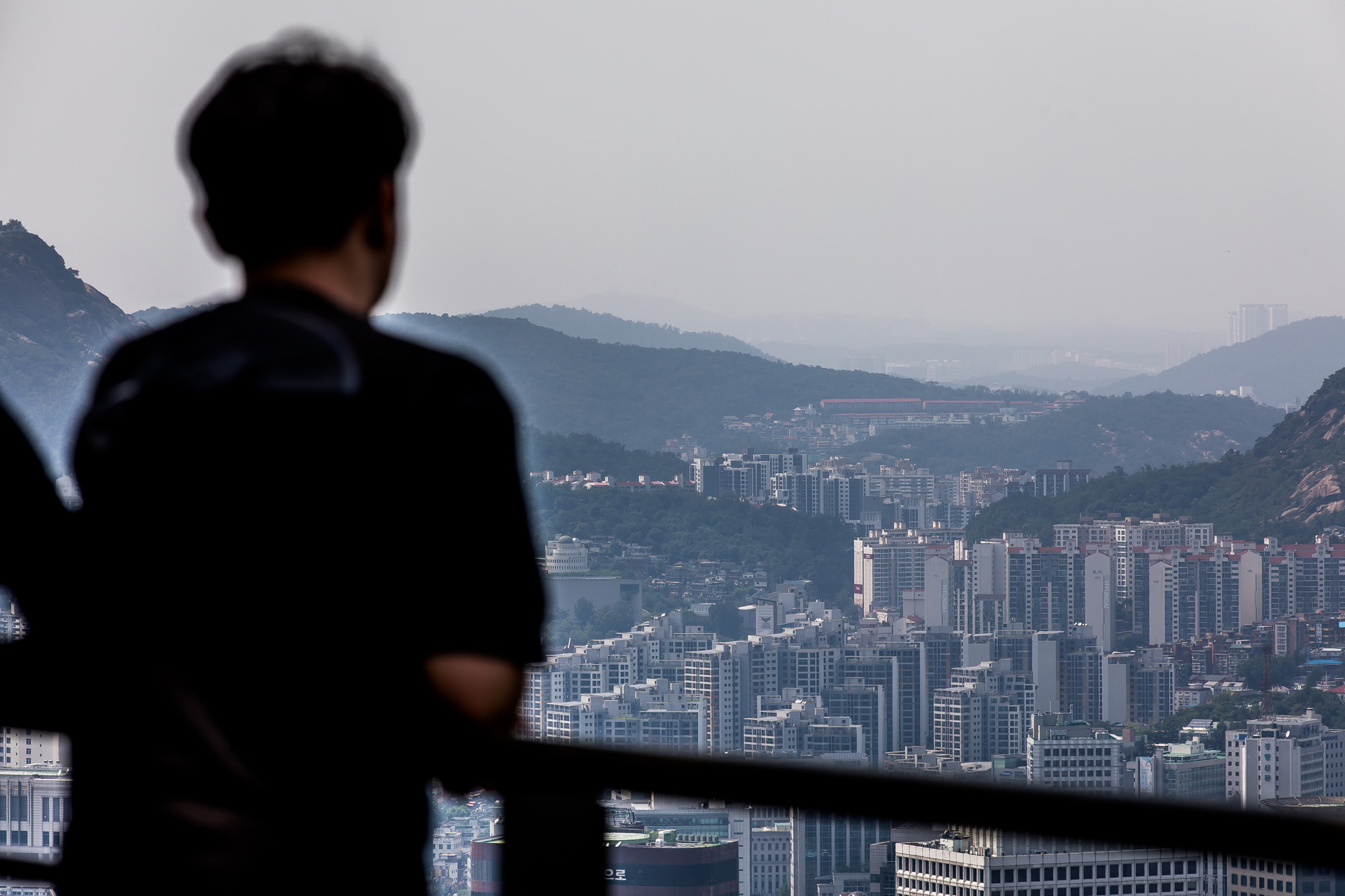 경제;부동산;아파트;서울아파트;서울시내아파트;아파트단지전경;남산;부동산영끌족;영끌족상환부담;집값폭락;아파트값폭락