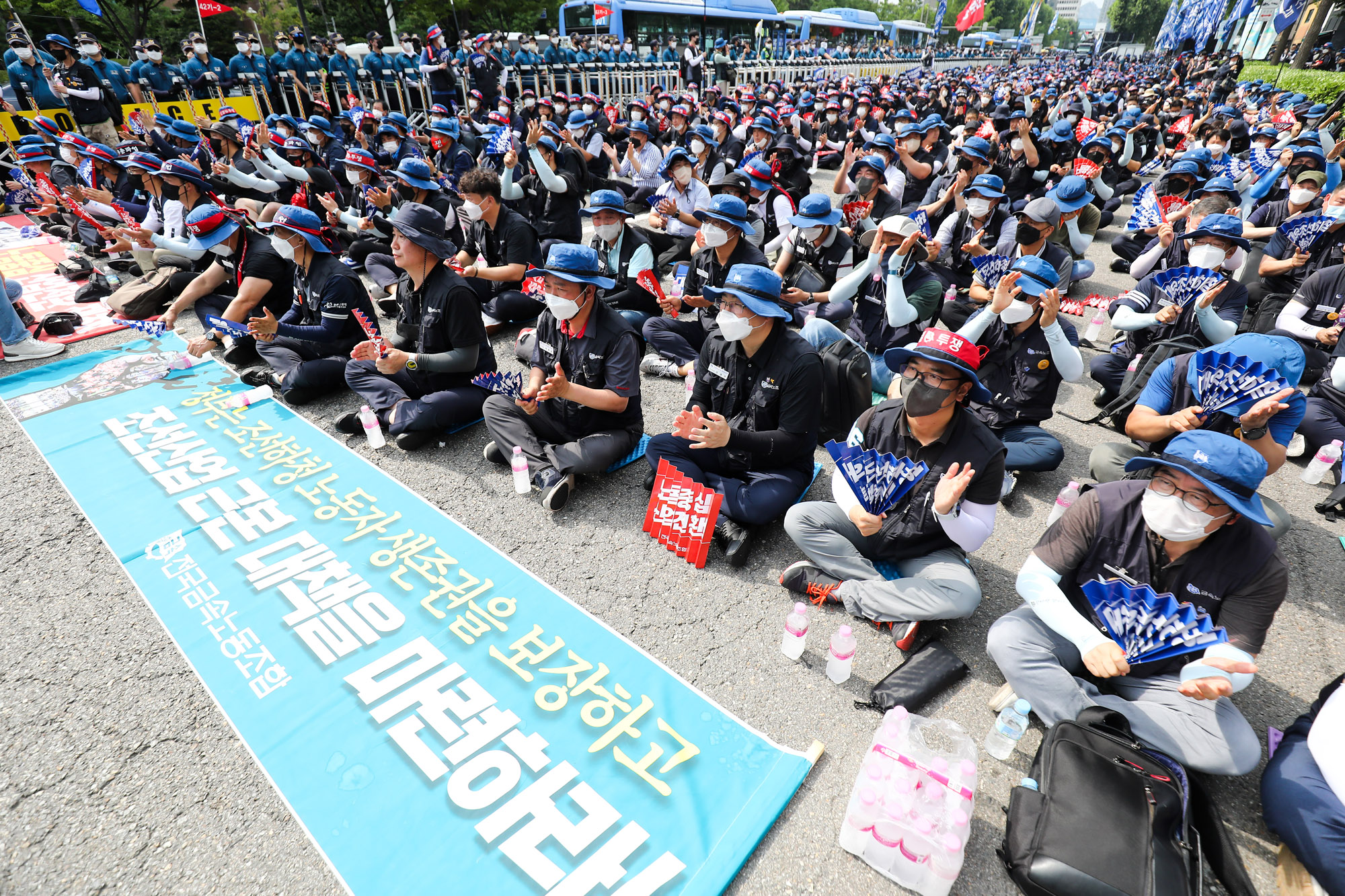 금속노조;대우조선해양;총파업;삼각지집회;대통령실집회;전국금속노동조합;하청기업집회