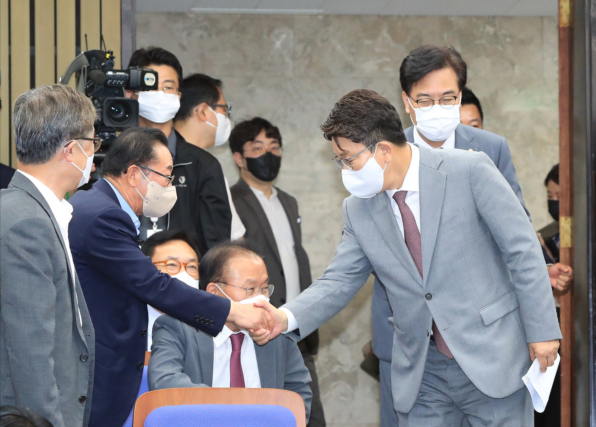 정치;정당;국민의힘;의원총회;의총