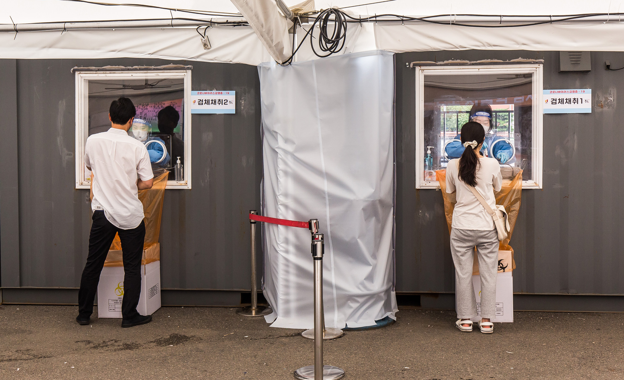 사회;건강;의학;전염병;팬데믹;코로나19;신종코로나바이러스감염증;코로나임시선별검사소;서울역광장임시선별검사소