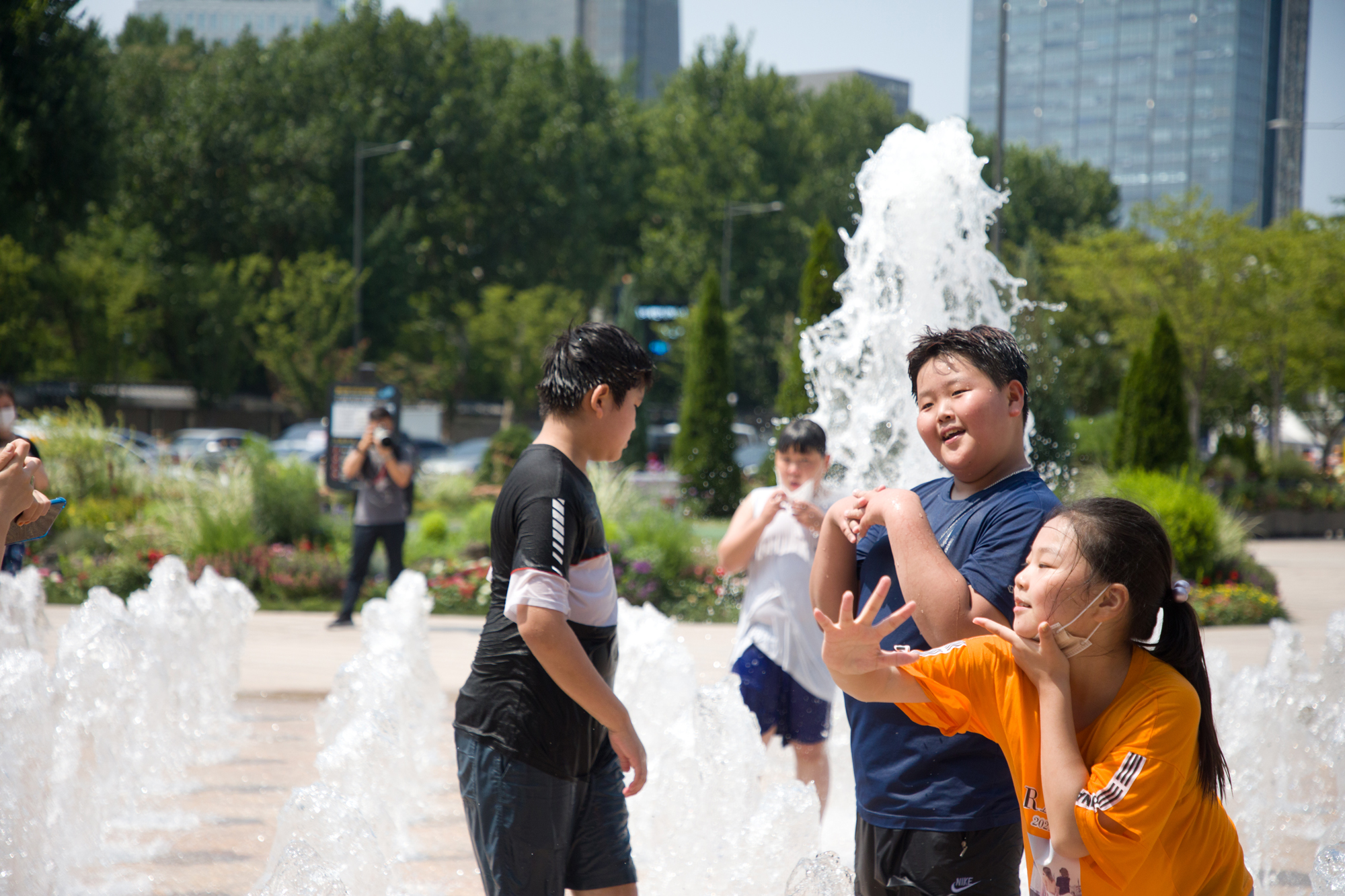 사회;세태;무더위;여름;서울;시청광장;분수대;물놀이