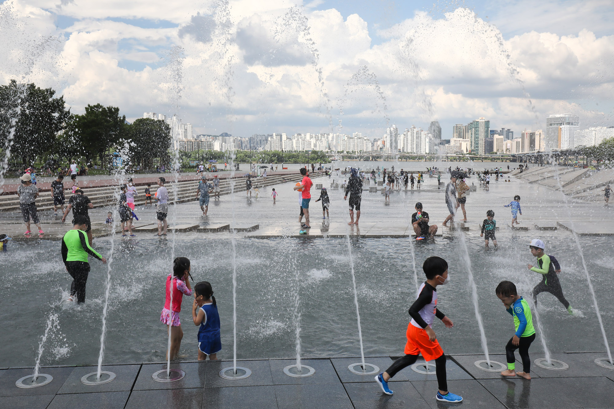폭염;여의도물빛광장;여의도공원