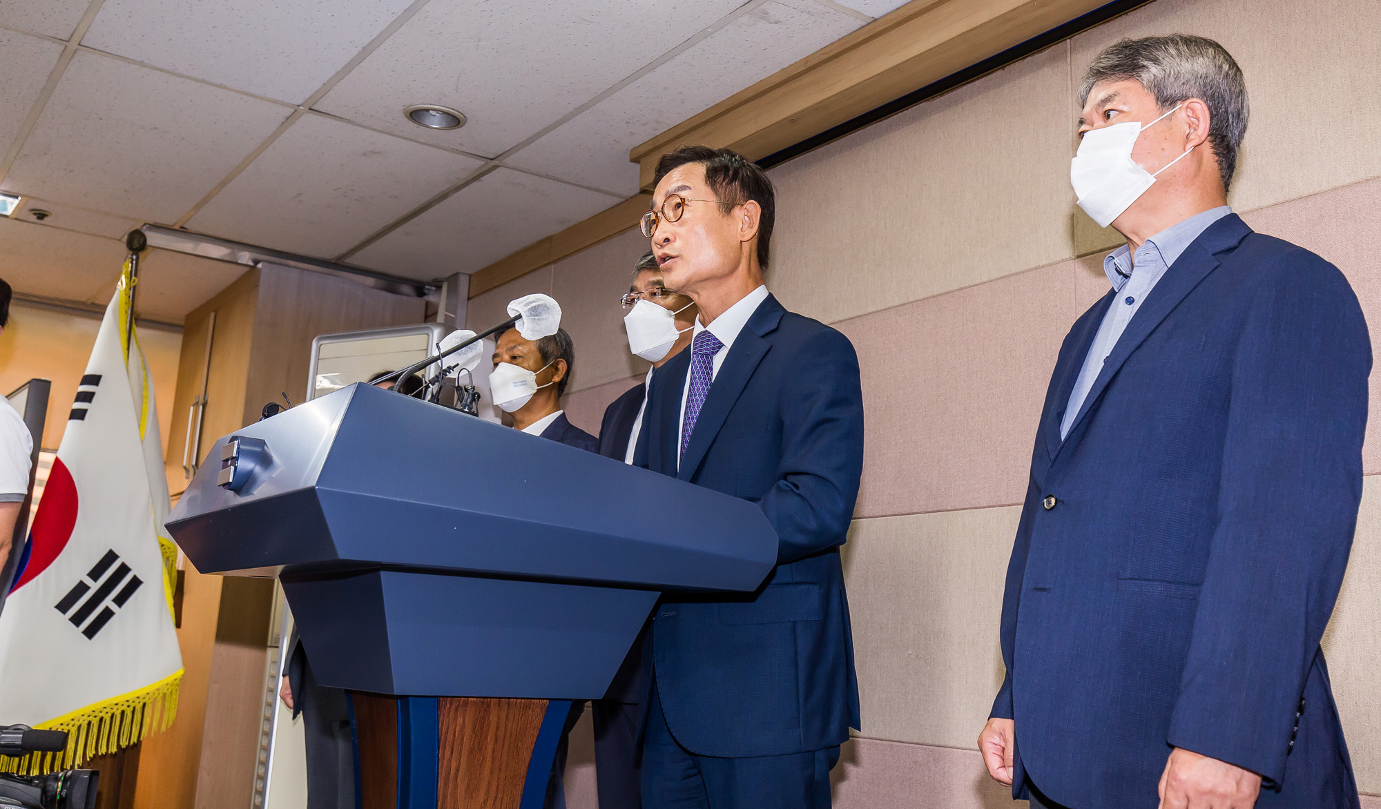 윤석열정부;행정부;경찰;행정안전부;국가경찰위원회;경찰청;경찰국;경찰국강행비판