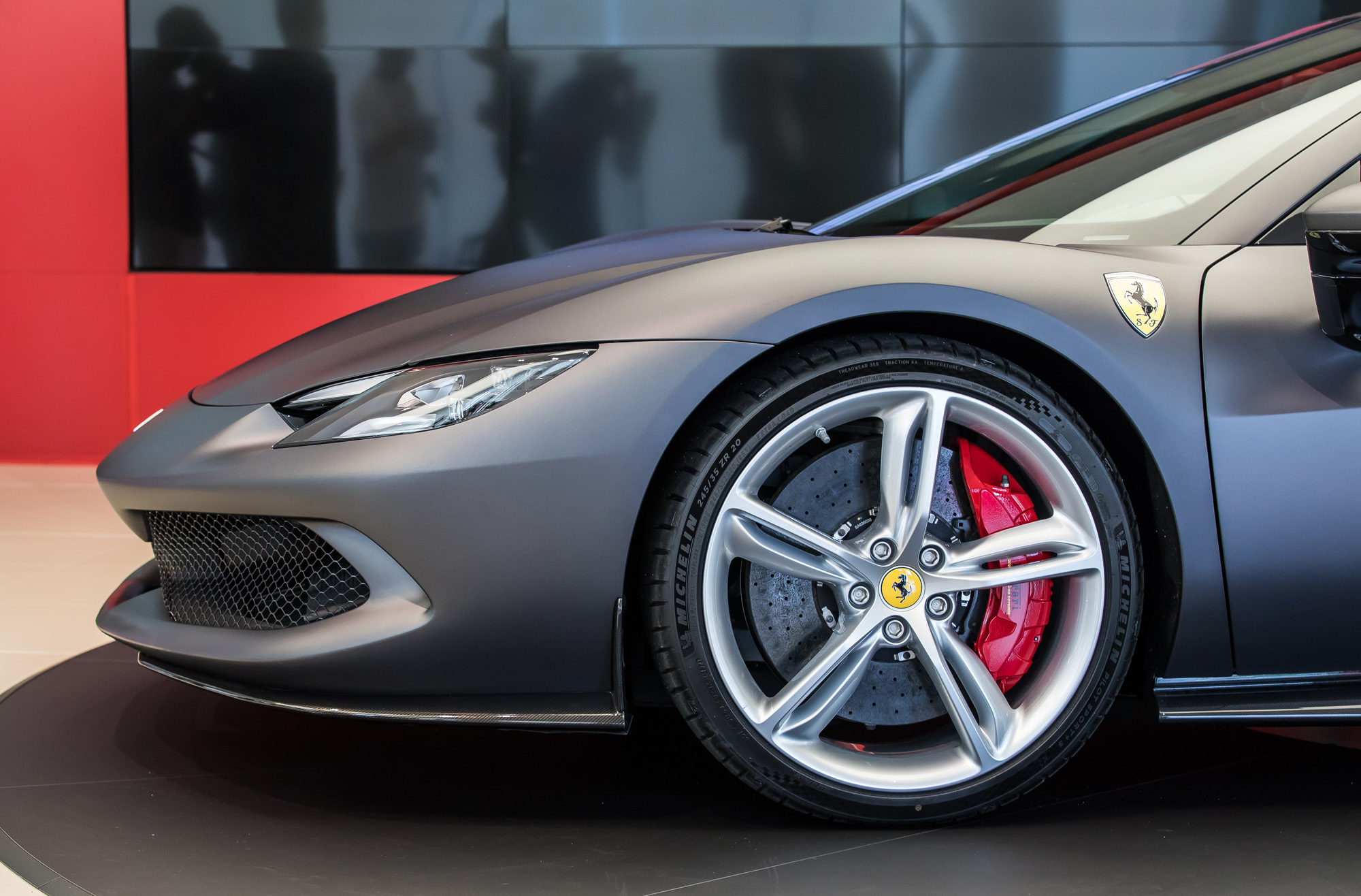 경제;자동차;신차;외제차;슈퍼카;스포츠카;페라리;PHEV;플러그인하이브리드;페라리296GTS