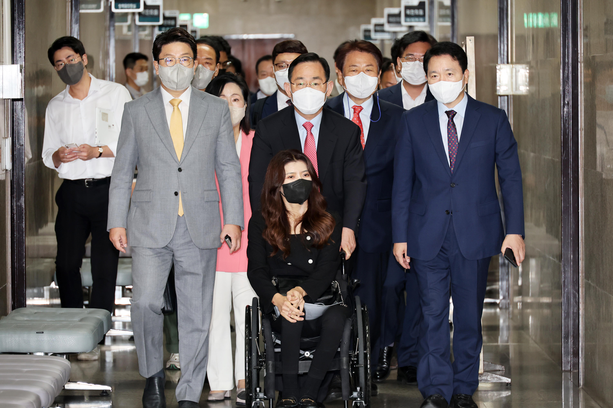 정치;국민의힙;비상대책위원회;첫회의;주호영