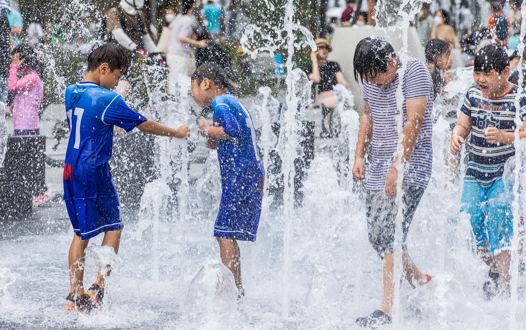 사회;세태;날씨;폭염스케치;여름;더위스케치;물놀이;광화문광장;광화문바닥분수