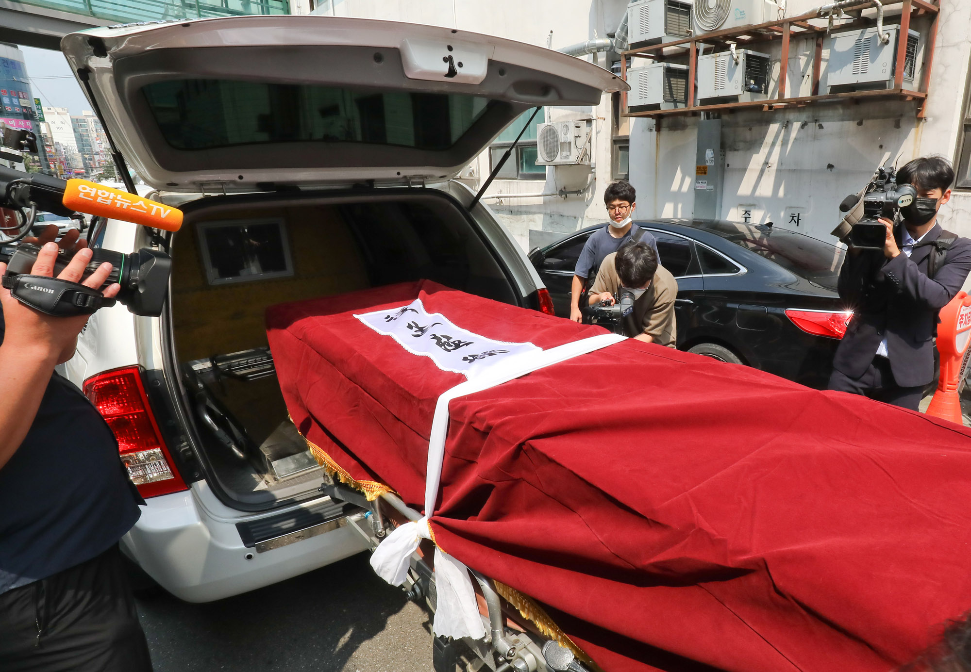 수원세모녀;수원세모녀발인;생활고