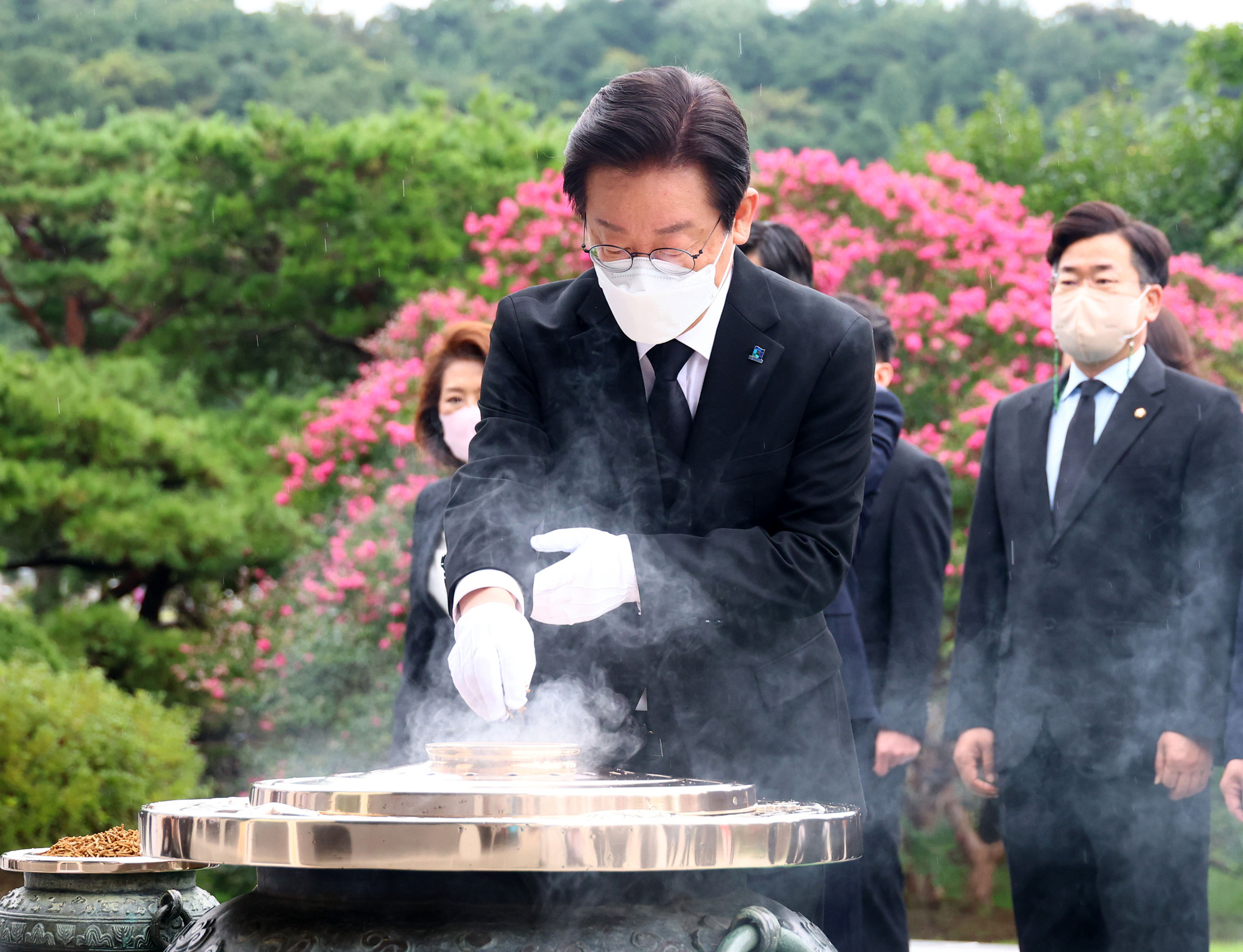 정치;더불어민주당;이재명;당대표;현충원;참배