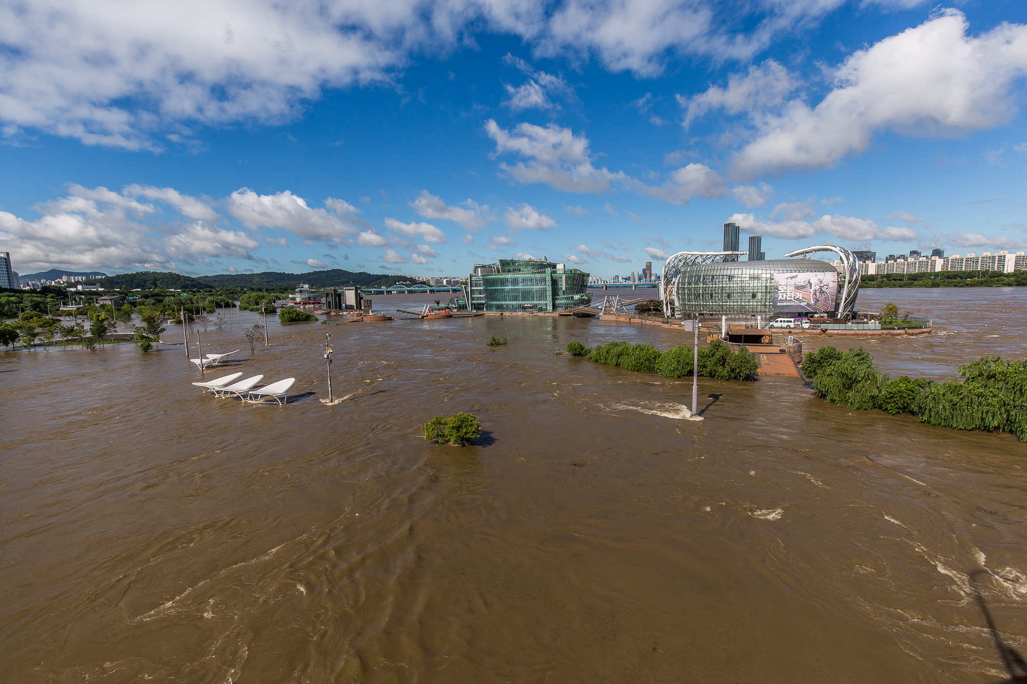 사회;세태;천재지변;자연재해;태풍;가을태풍;힌남노;제11호태풍힌남노;힌남노스케치